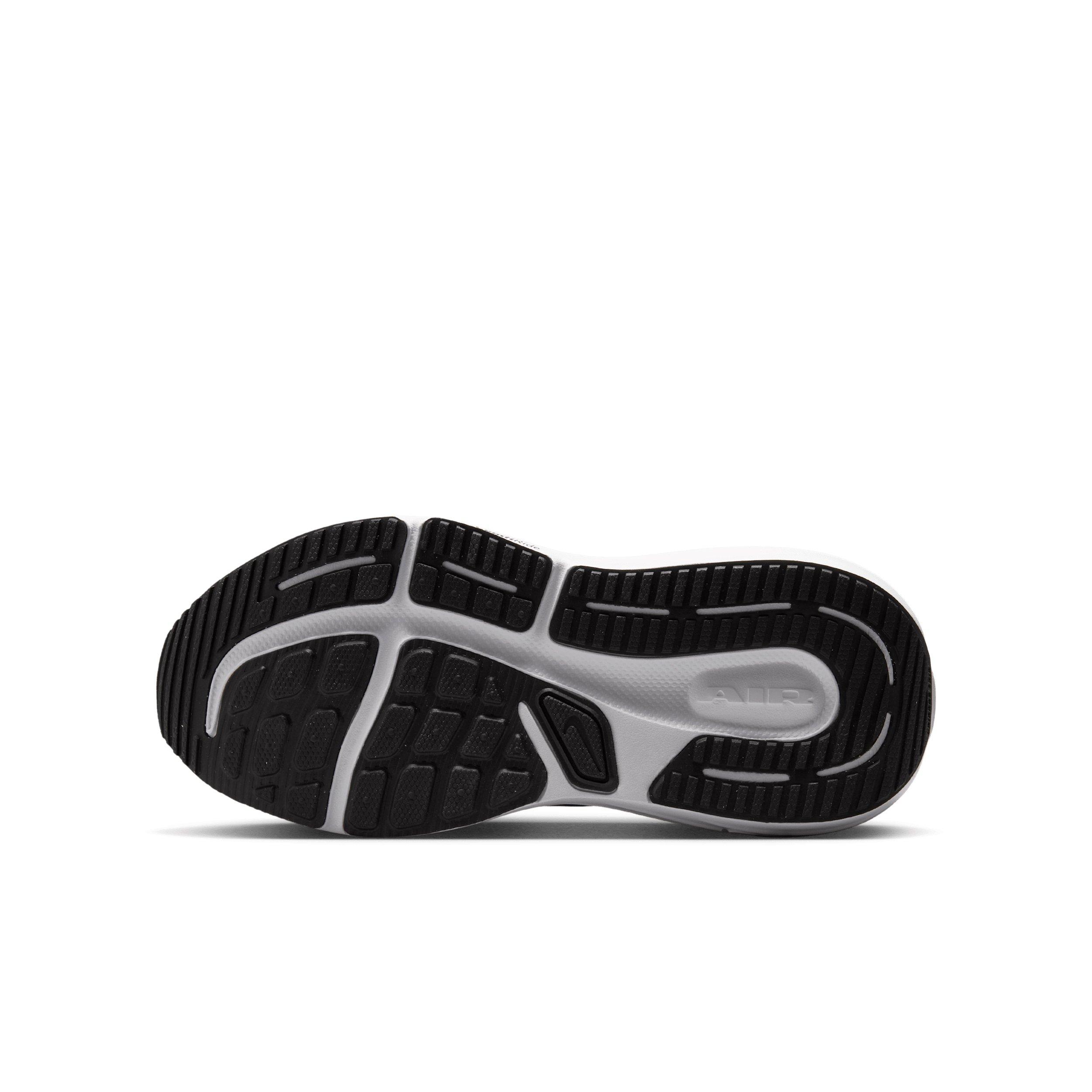 Nike Winflo 12 "Black/Dark Smoke Grey/White" Grade School Boys' Running Shoe - BLACK/DK GREY/WHITE