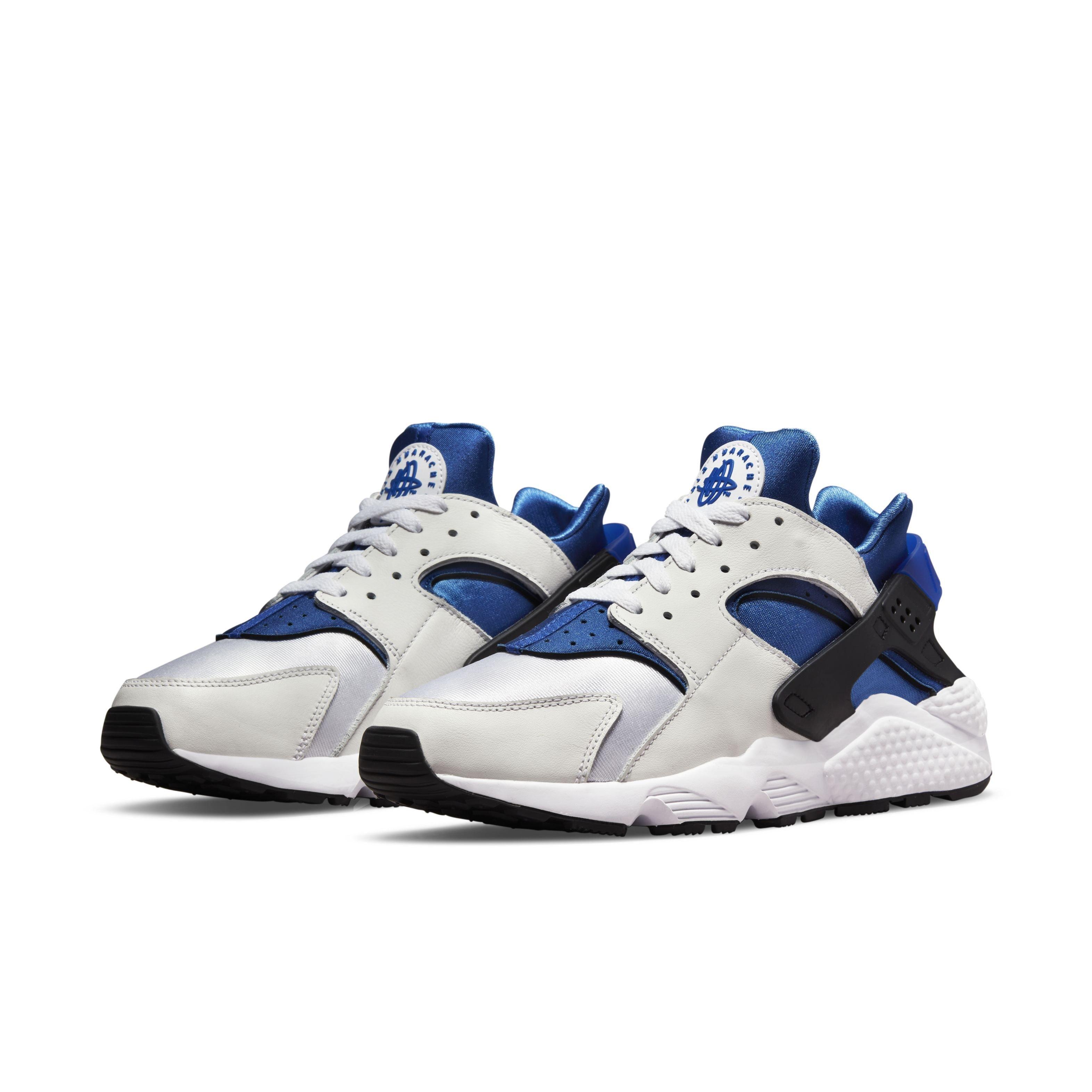 White huaraches hot sale hibbett sports