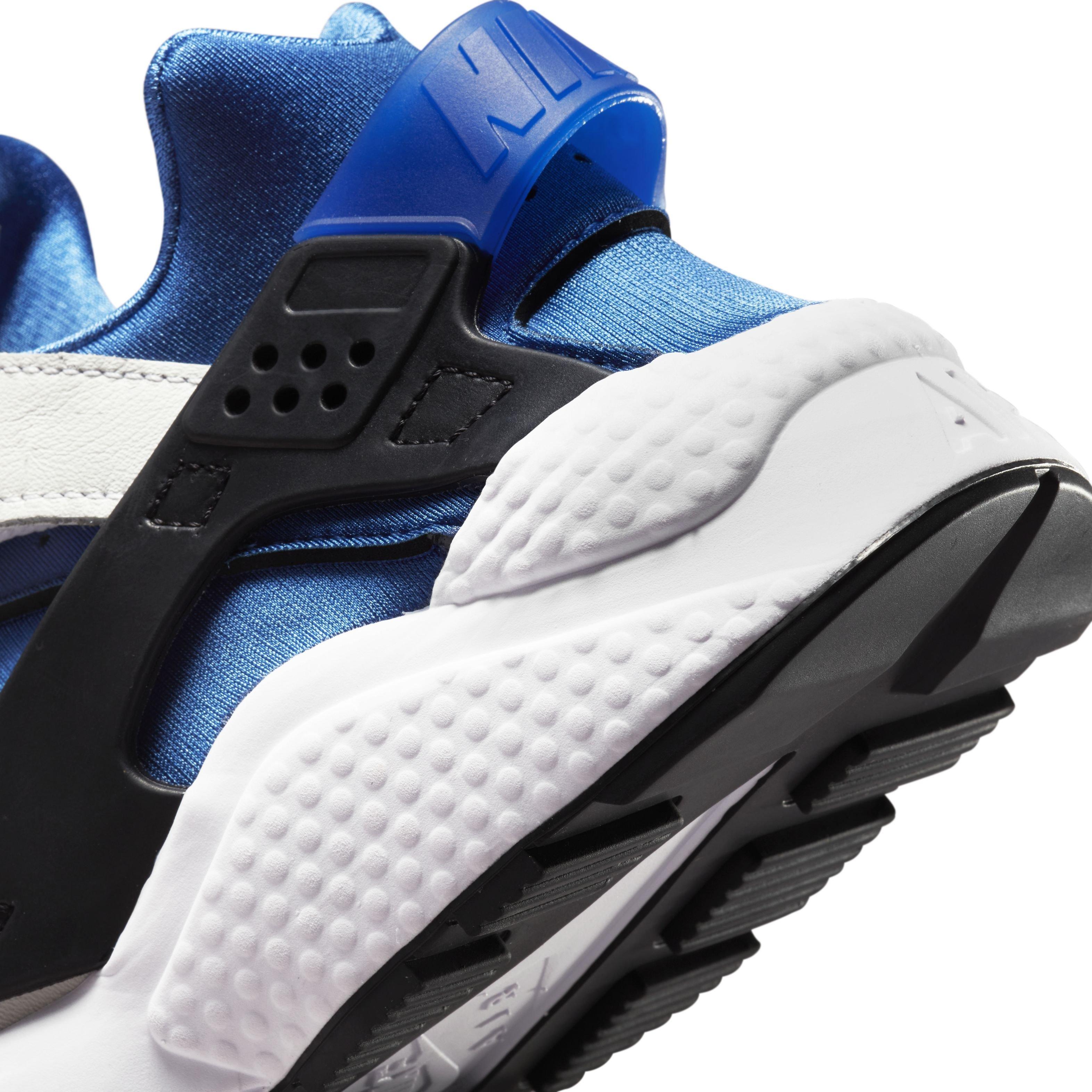 White huaraches hot sale hibbett sports