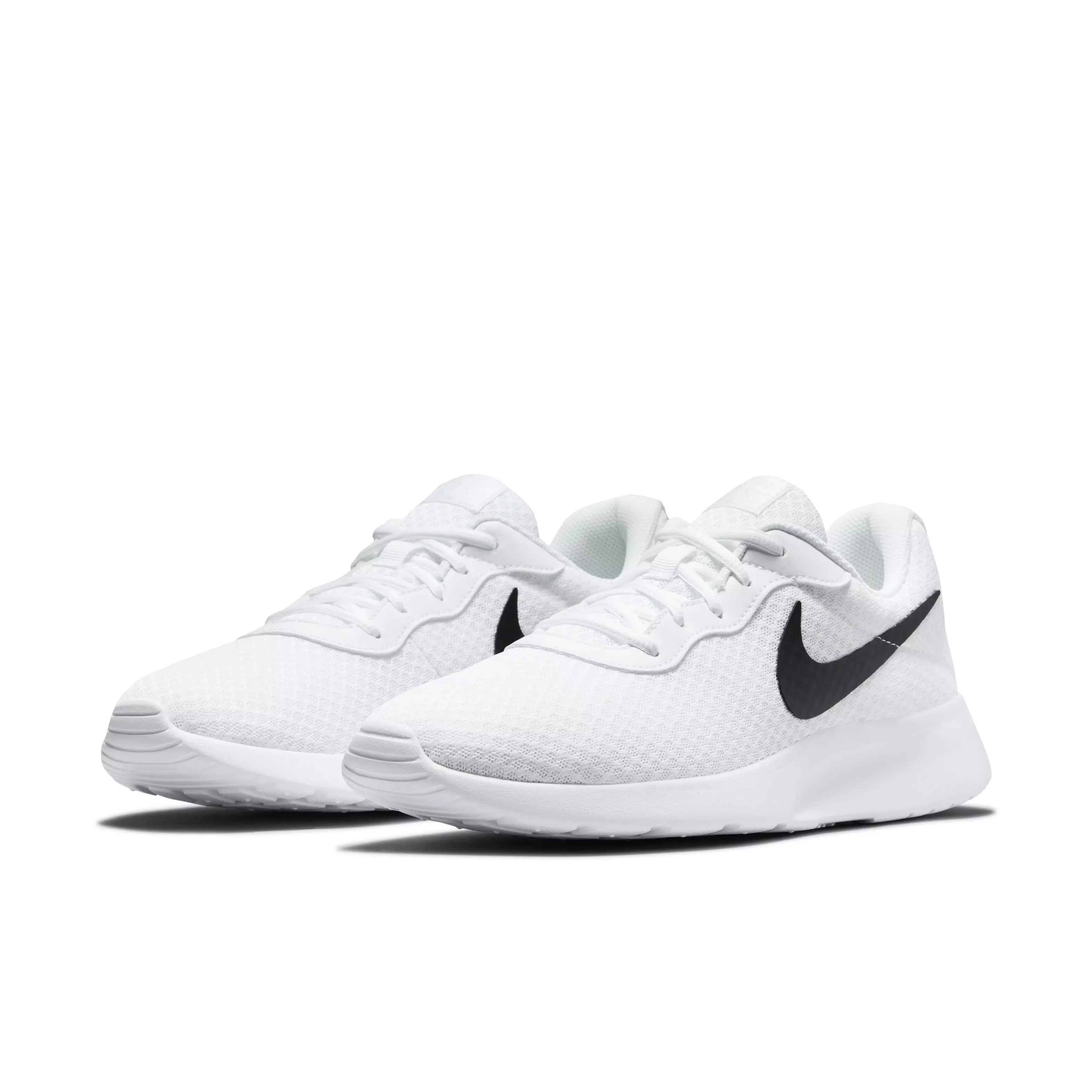 Nike Tanjun Men's Shoe - WHITE