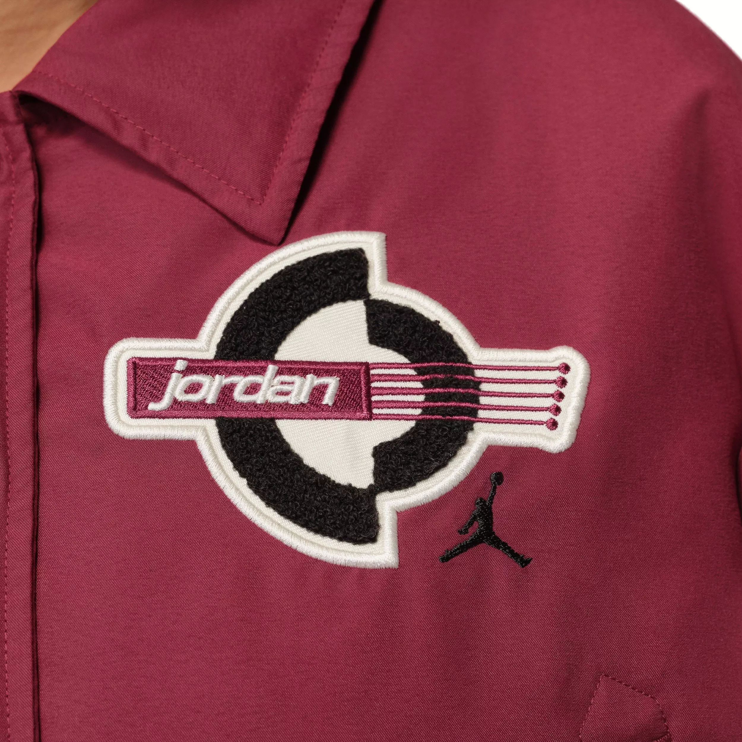 Jordan Women's Brooklyn Therma-FIT Varsity Jacket -Red/Ivory - RED/IVORY
