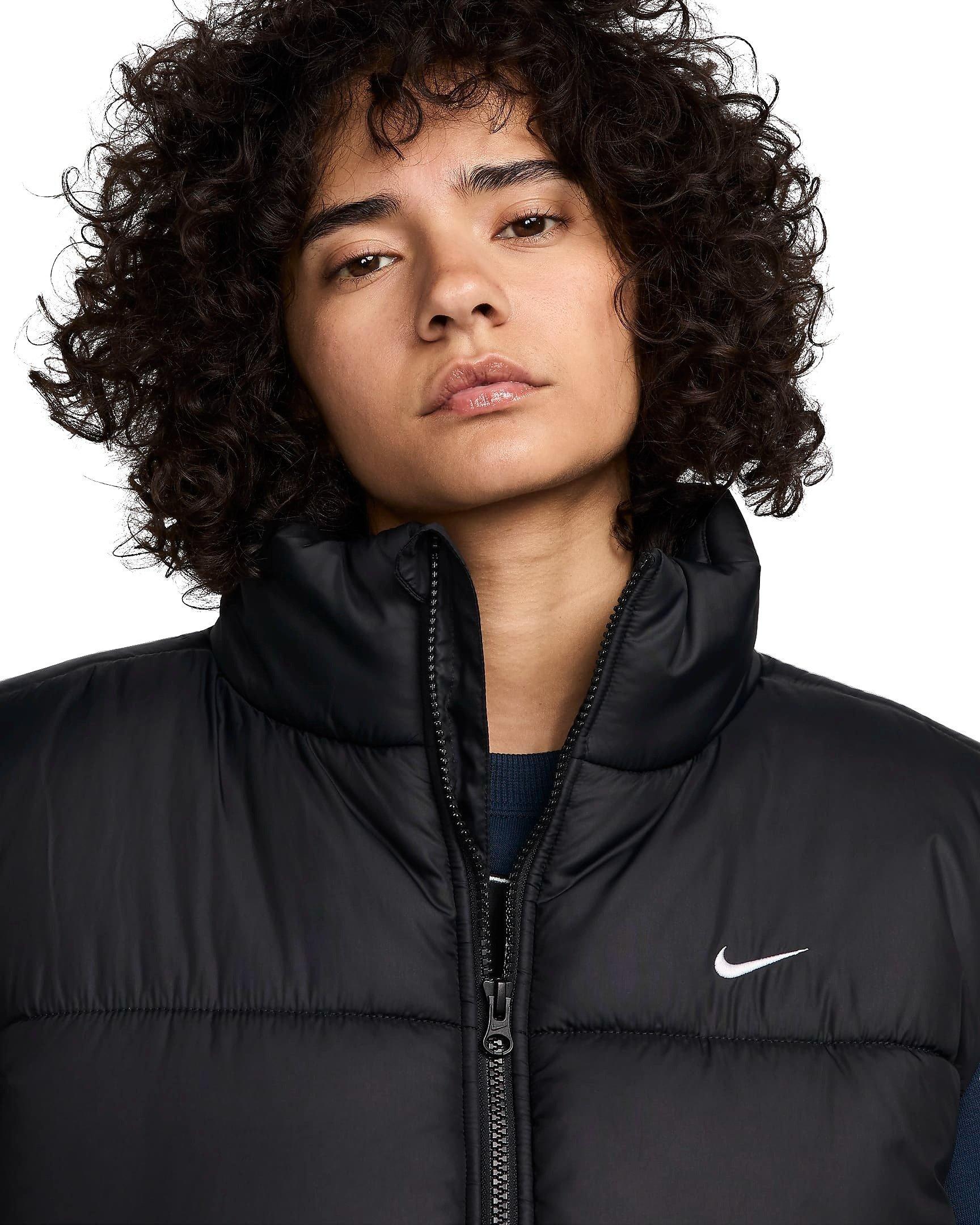 Nike Women's Sportswear Classic Puffer Therma-FIT Loose Vest - BLACK Thumbnail View 3