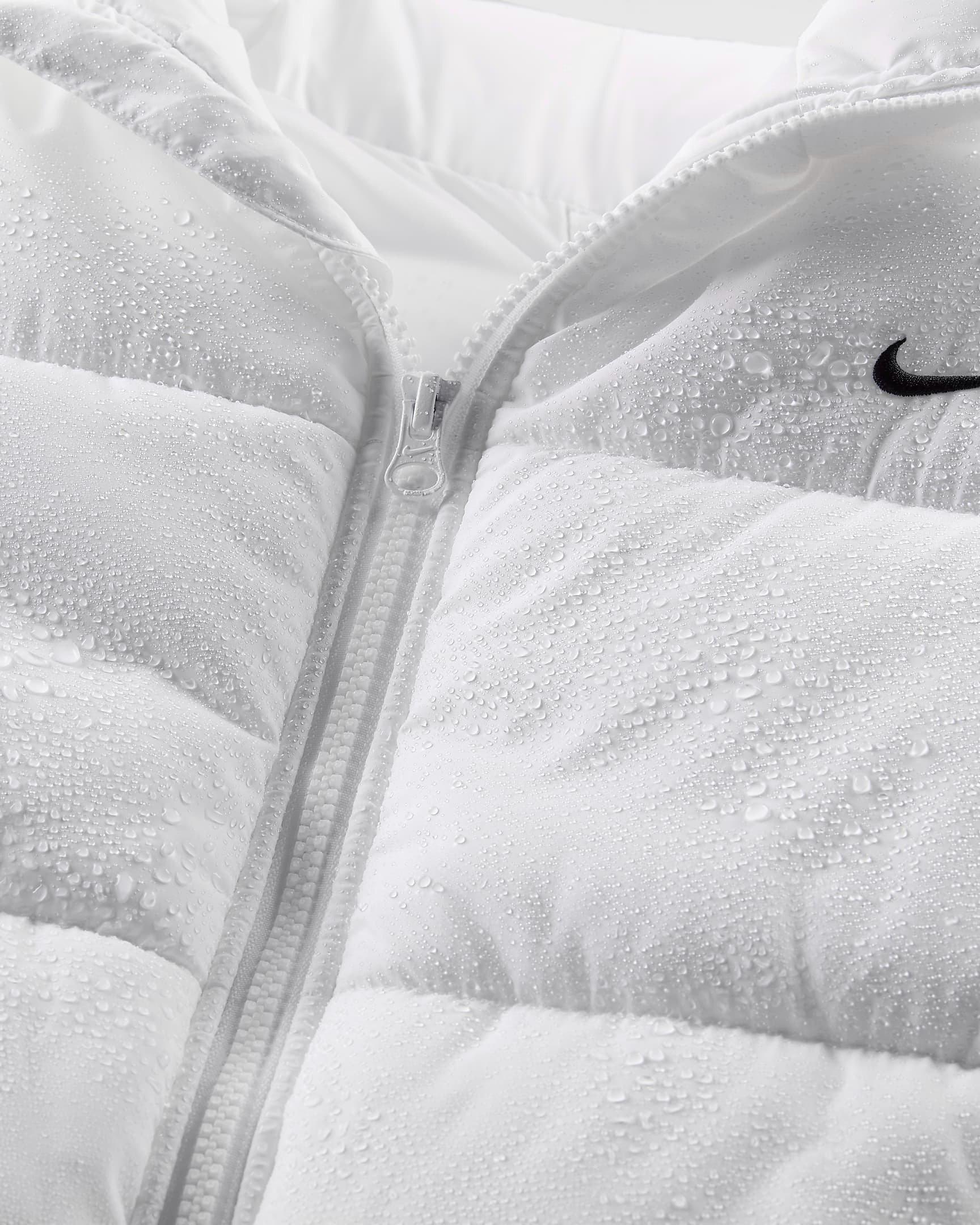 Nike Women's Sportswear Classic Puffer Therma-FIT Loose Vest - WHITE Thumbnail View 7