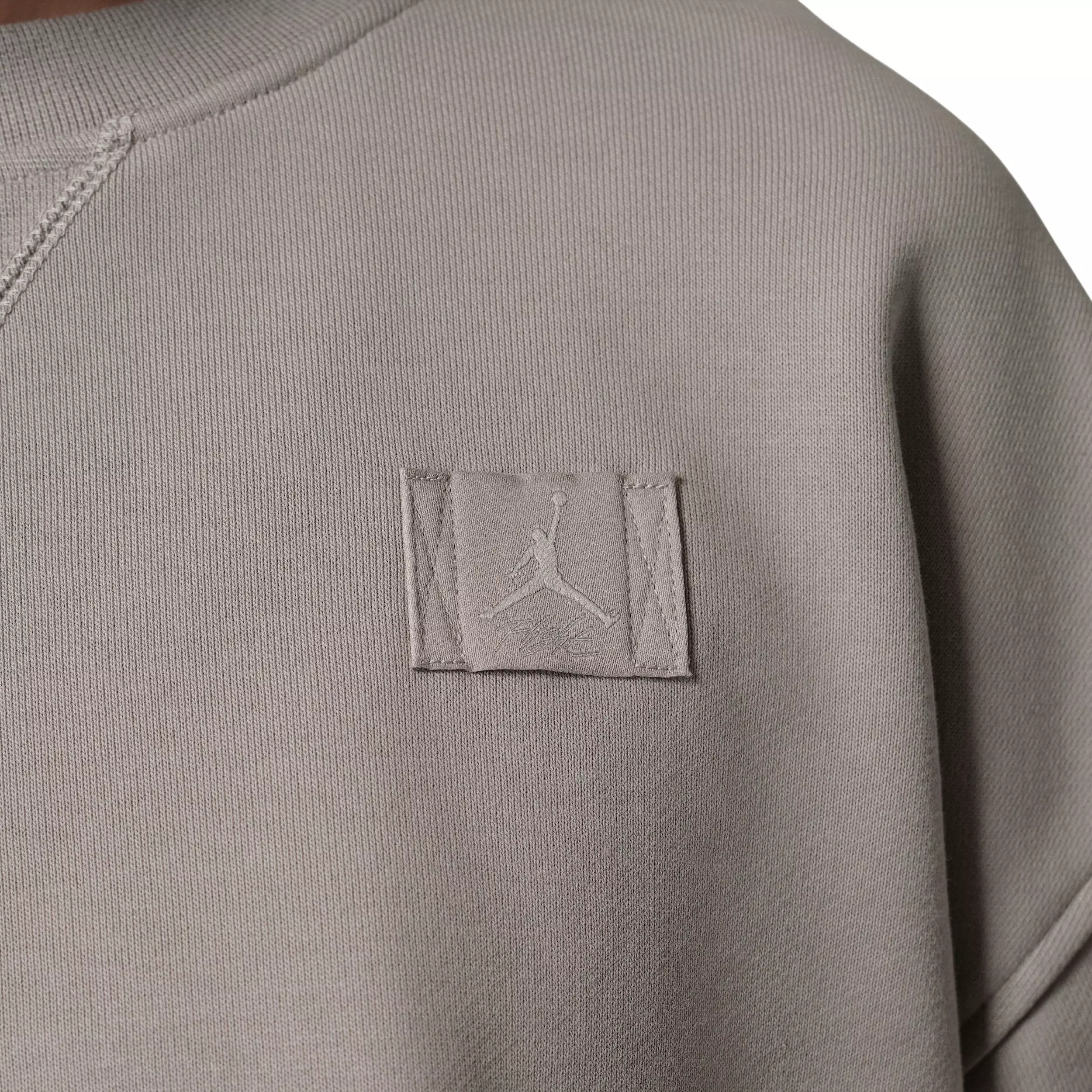 Jordan Women's Flight Fleece Mod-Crop Crew-Neck Sweatshirt - Stone - STONE