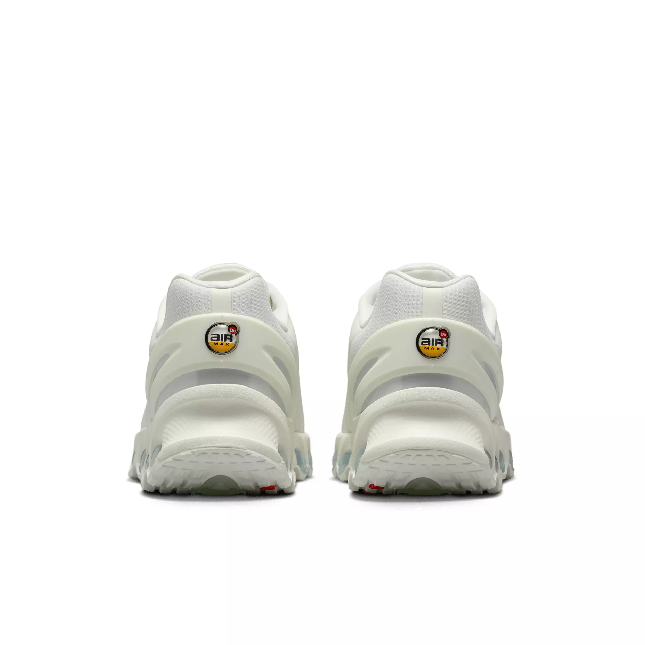 Nike Air Max Dn8 "Sail/White/Black" Women's Shoe - SAIL/WHITE/BLACK