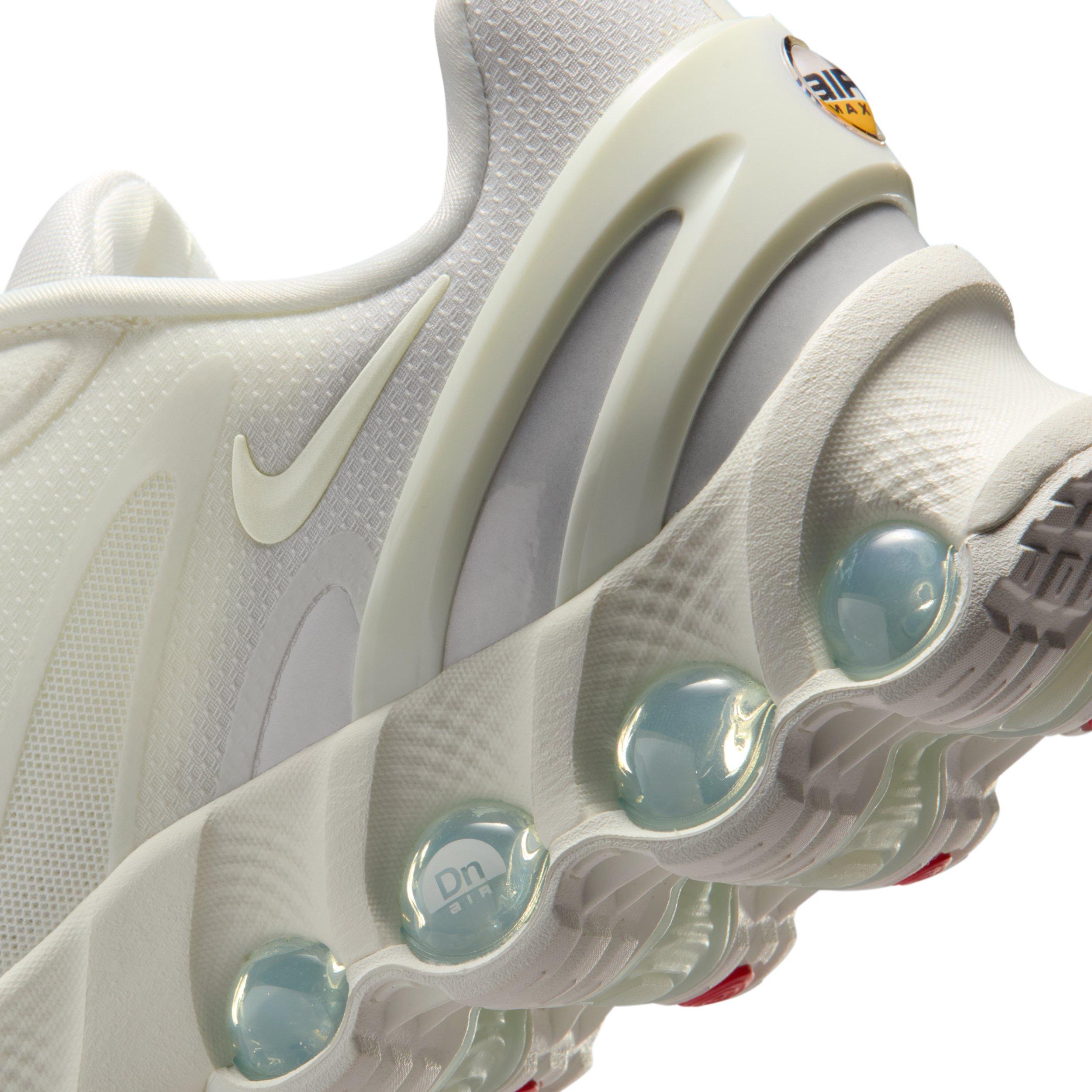 Nike Air Max Dn8 "Sail/White/Black" Women's Shoe - SAIL/WHITE/BLACK