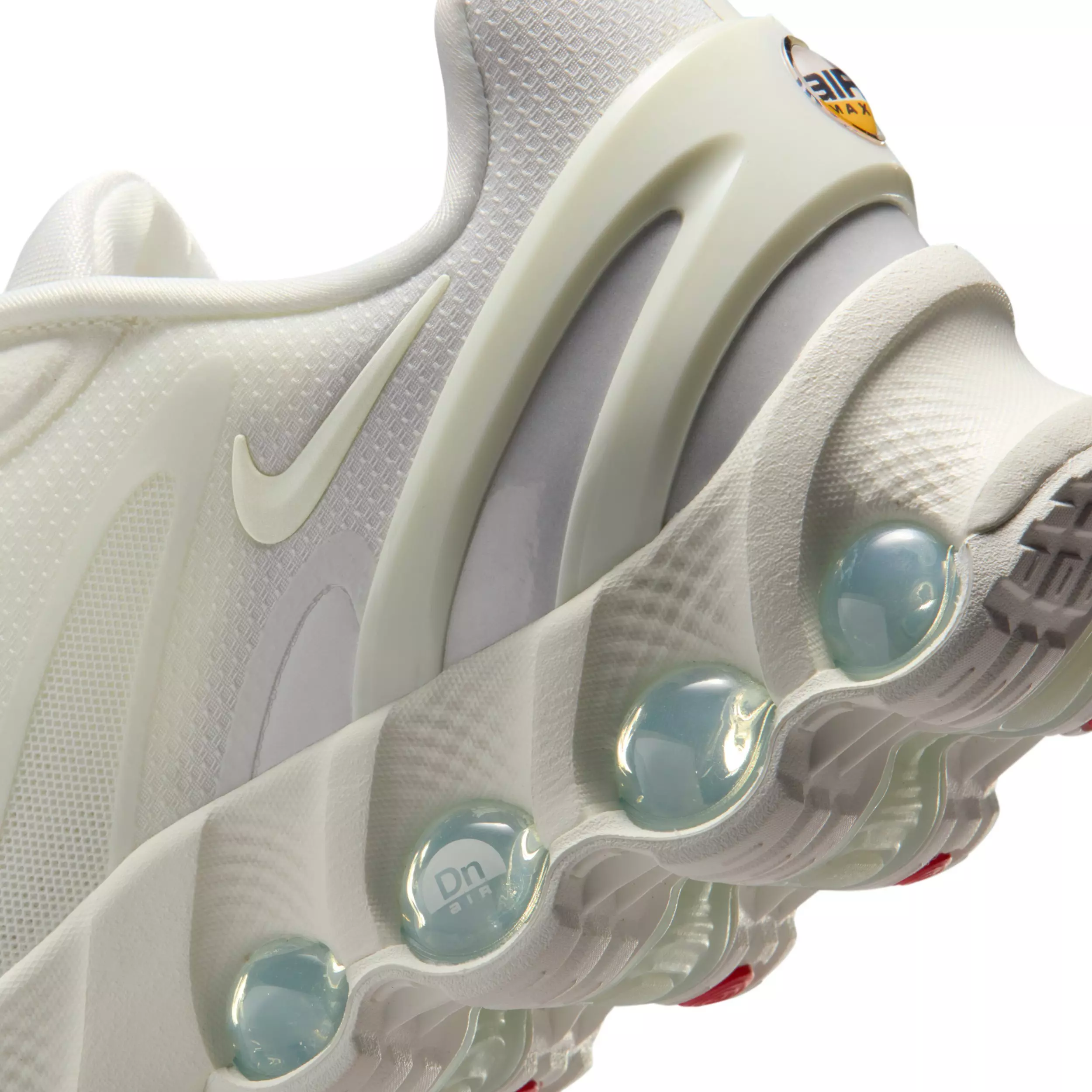 Nike Air Max Dn8 "Sail/White/Black" Women's Shoe - SAIL/WHITE/BLACK