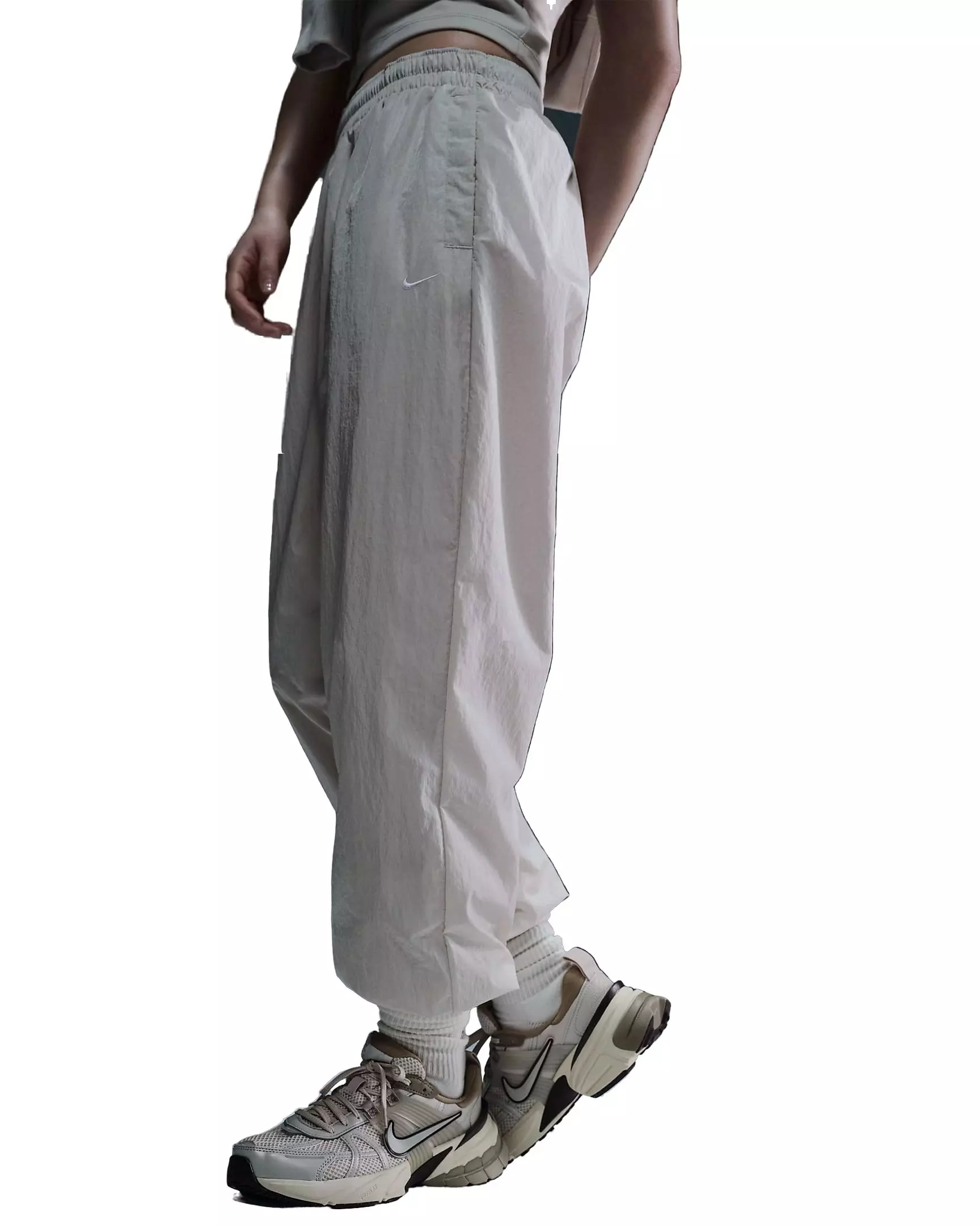 Nike Women's Sportswear Essential Mid-Rise Oversized Woven Joggers - BROWN