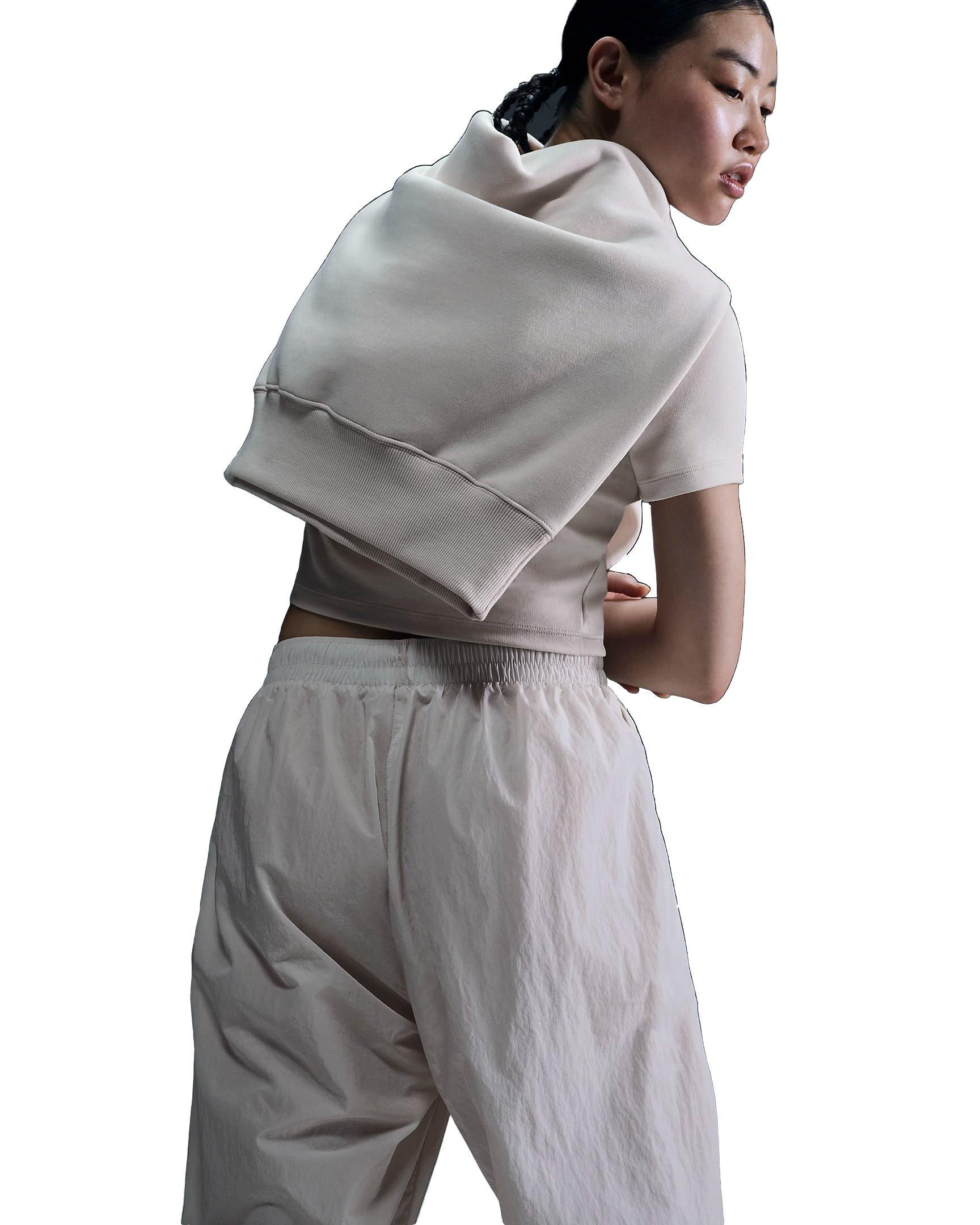 Nike Women's Sportswear Essential Mid-Rise Oversized Woven Joggers - BROWN Thumbnail View 5