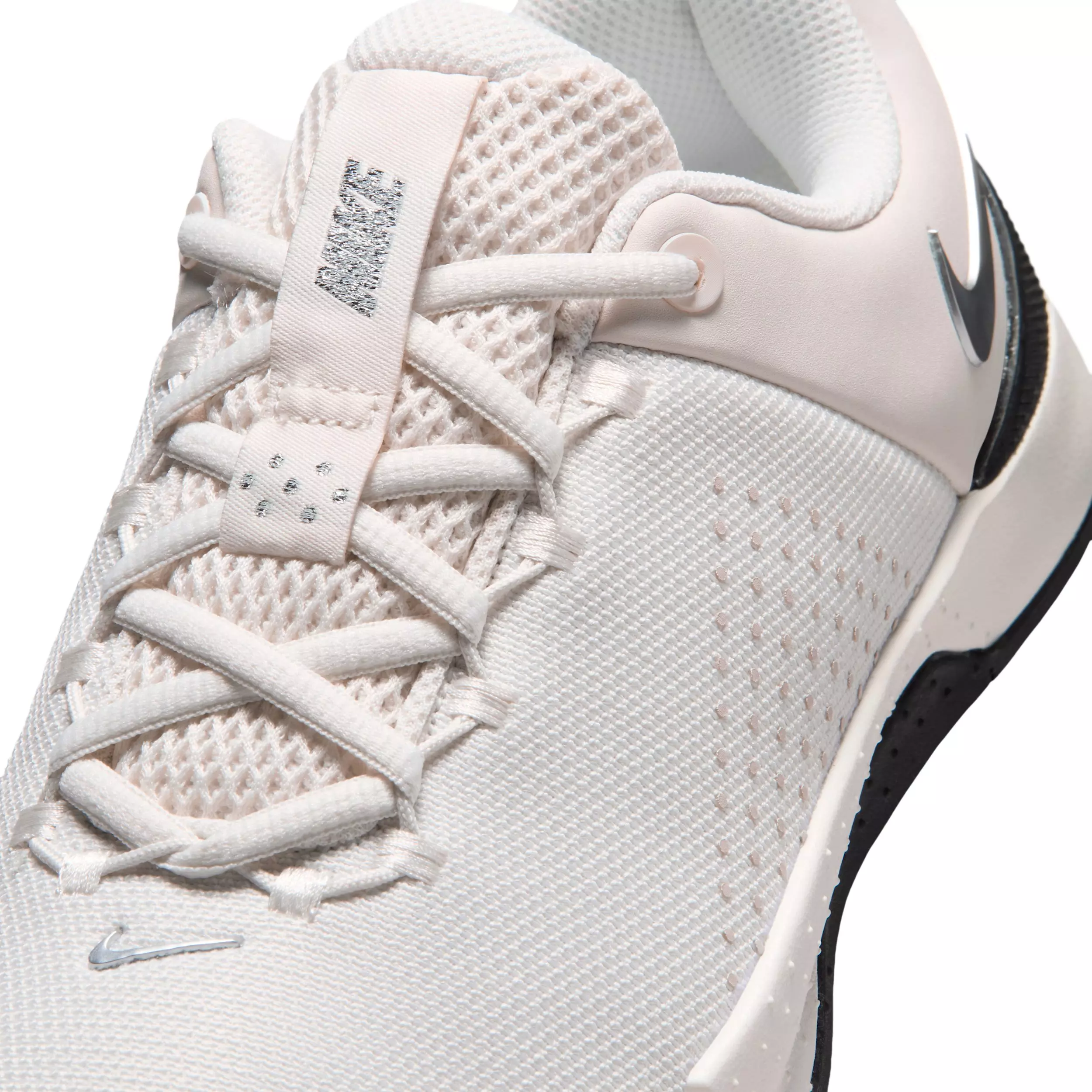 Nike MC Trainer 4 "Phantom/Black/Metallic Silver" Women's Training Shoe - PHANTOM/BLACK/SILVER
