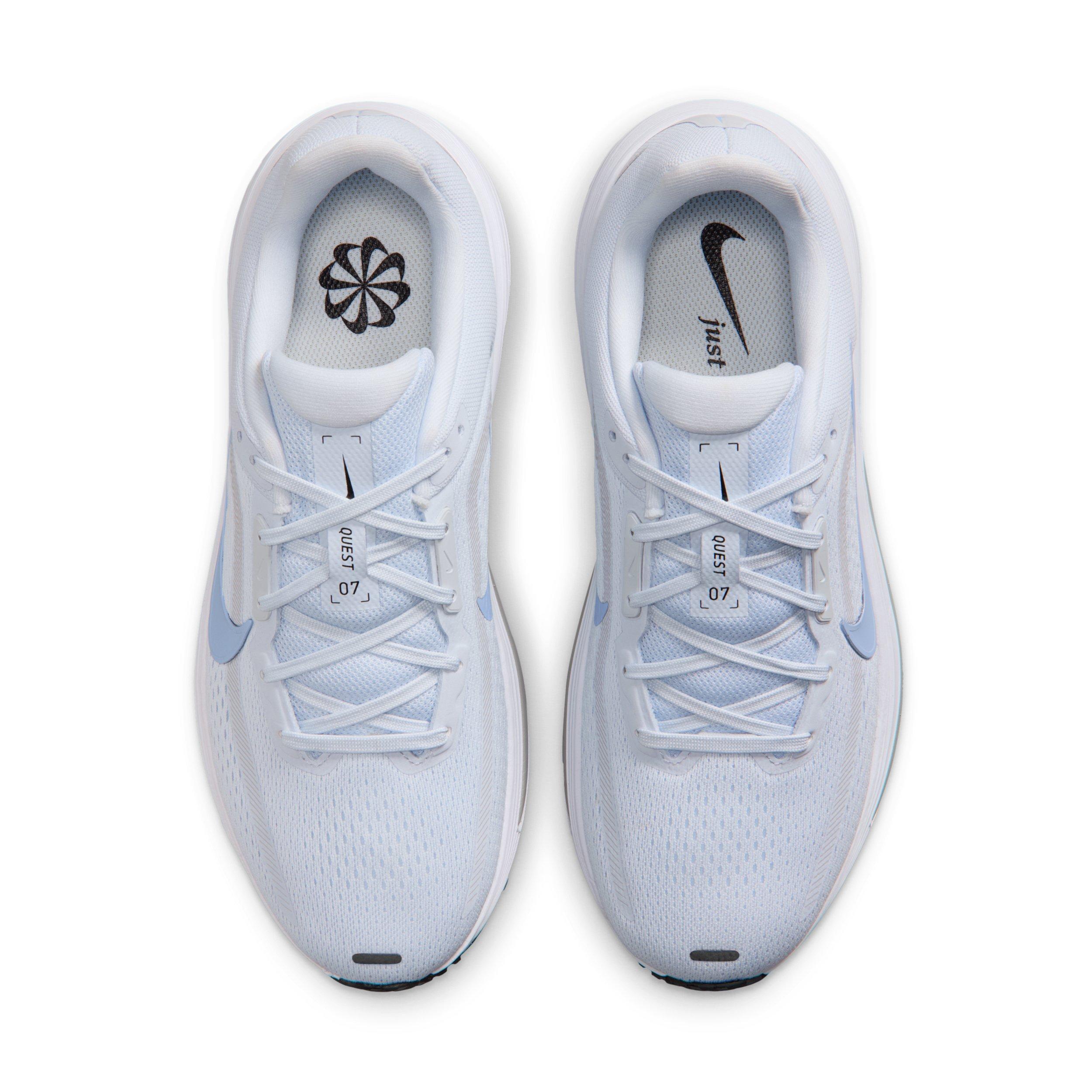 Nike Quest 7 "Football Grey/White/Grey Fog/Aluminum" Women's Running Shoe - GREY/WHITE/GREY/ALUMINUM