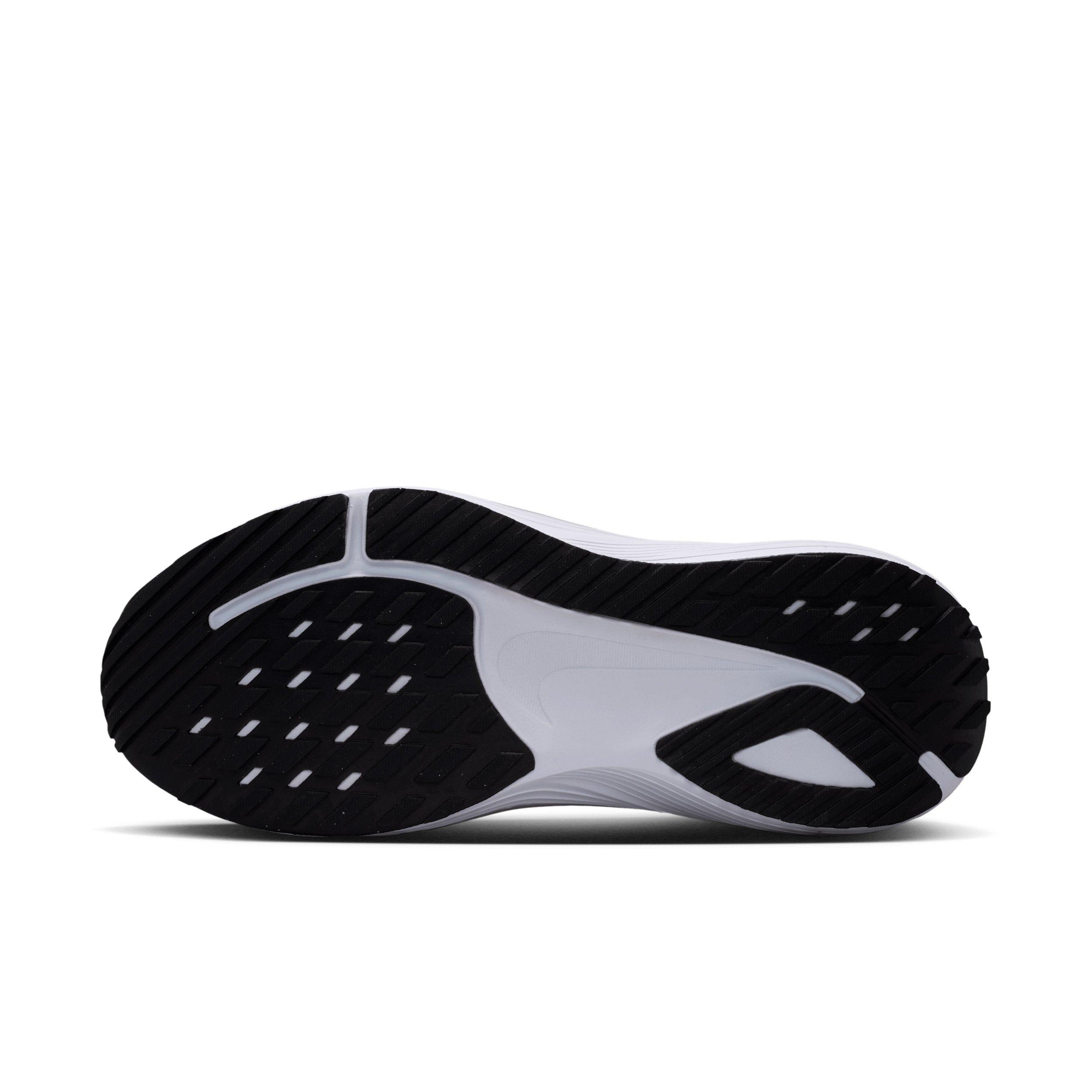 Nike Quest 7 "Football Grey/White/Grey Fog/Aluminum" Women's Running Shoe - GREY/WHITE/GREY/ALUMINUM