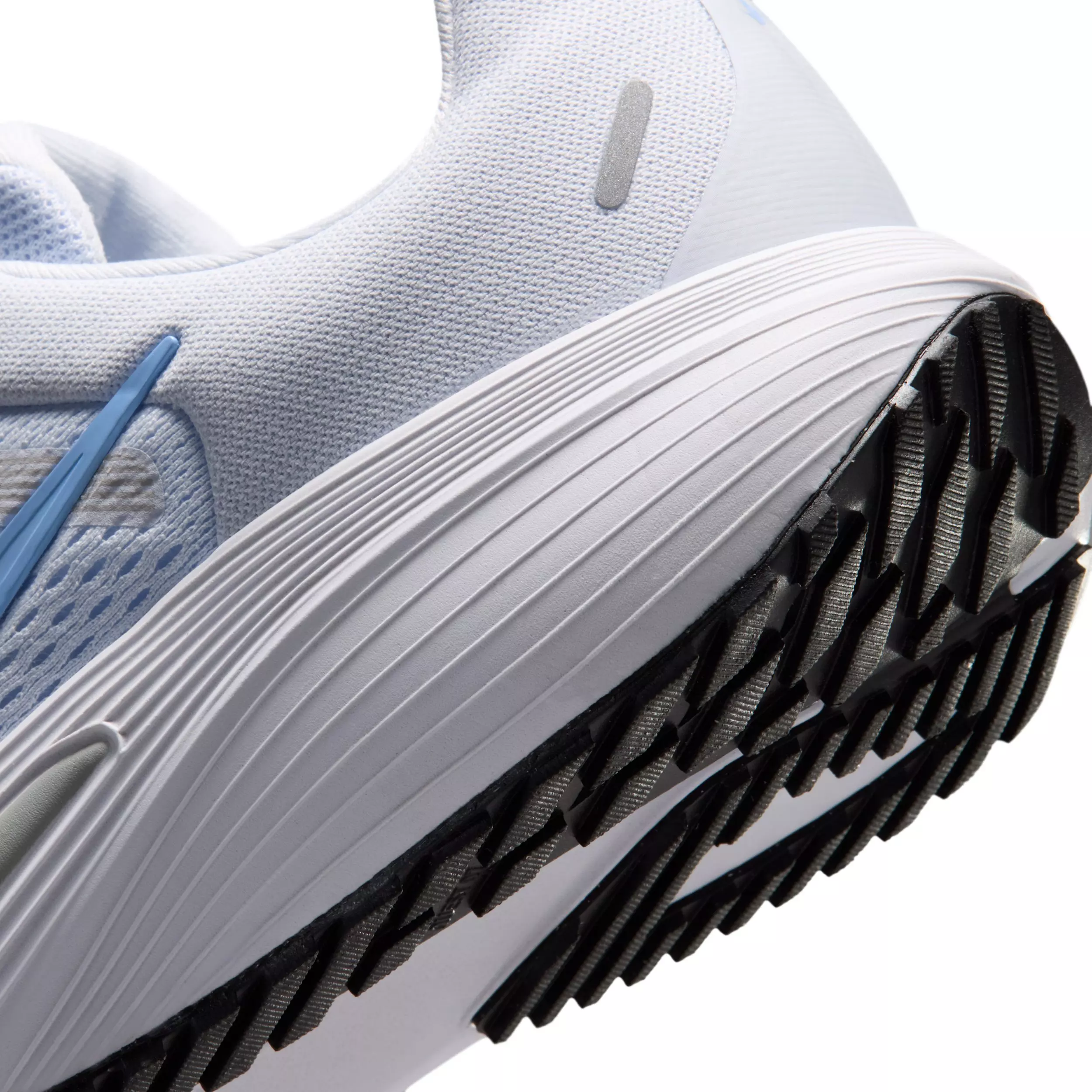 Nike Quest 7 "Football Grey/White/Grey Fog/Aluminum" Women's Running Shoe - GREY/WHITE/GREY/ALUMINUM