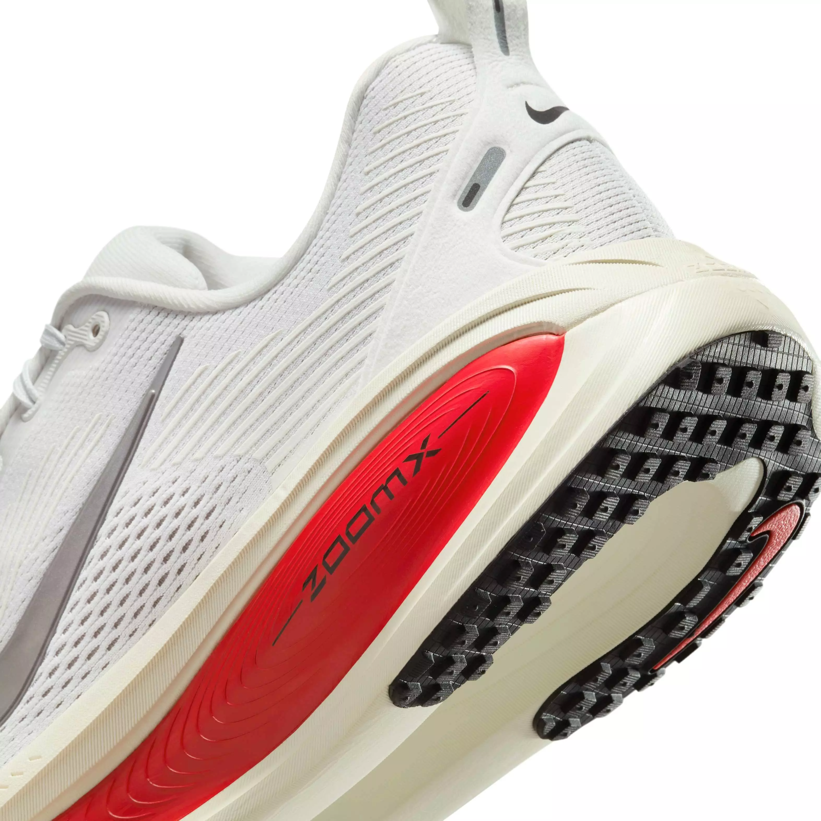 Nike Vomero 18 "Platinum Tint/Siren Red/Light Smoke Grey/Metallic Pewter" Men's Running Shoe - PLATINUM/RED/LT GREY/PEWTER