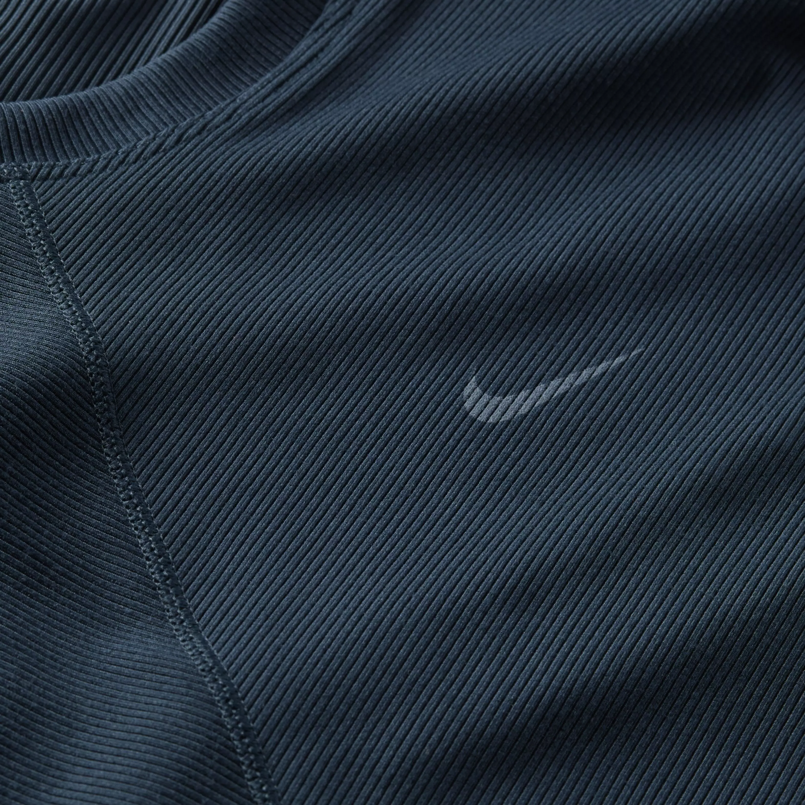 Nike Women's One Fitted Rib Dri-FIT Short Sleeve Cropped Top - DARK BLUE