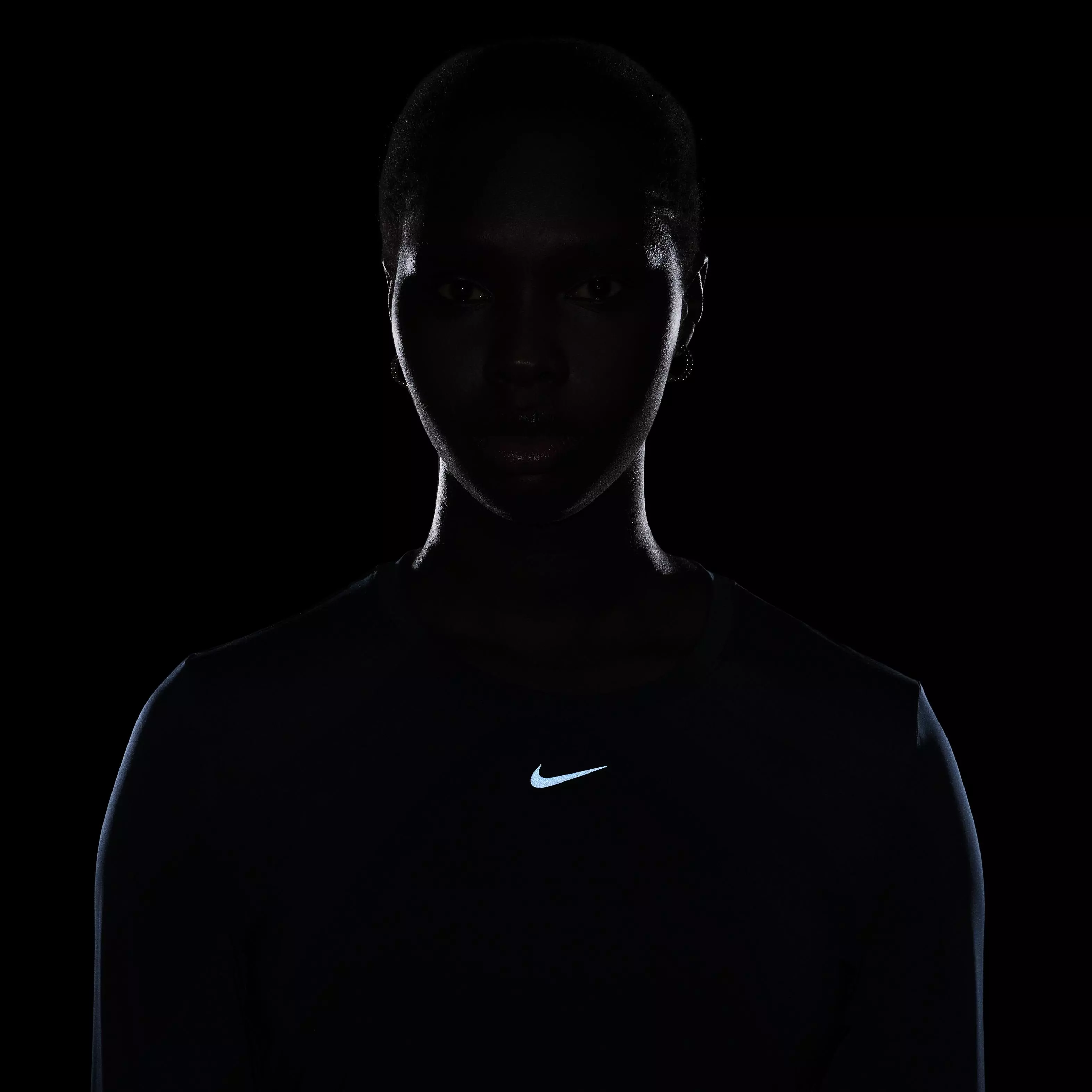 Nike Women's One Classic Dri-FIT Long Sleeve Top - DARK BLUE