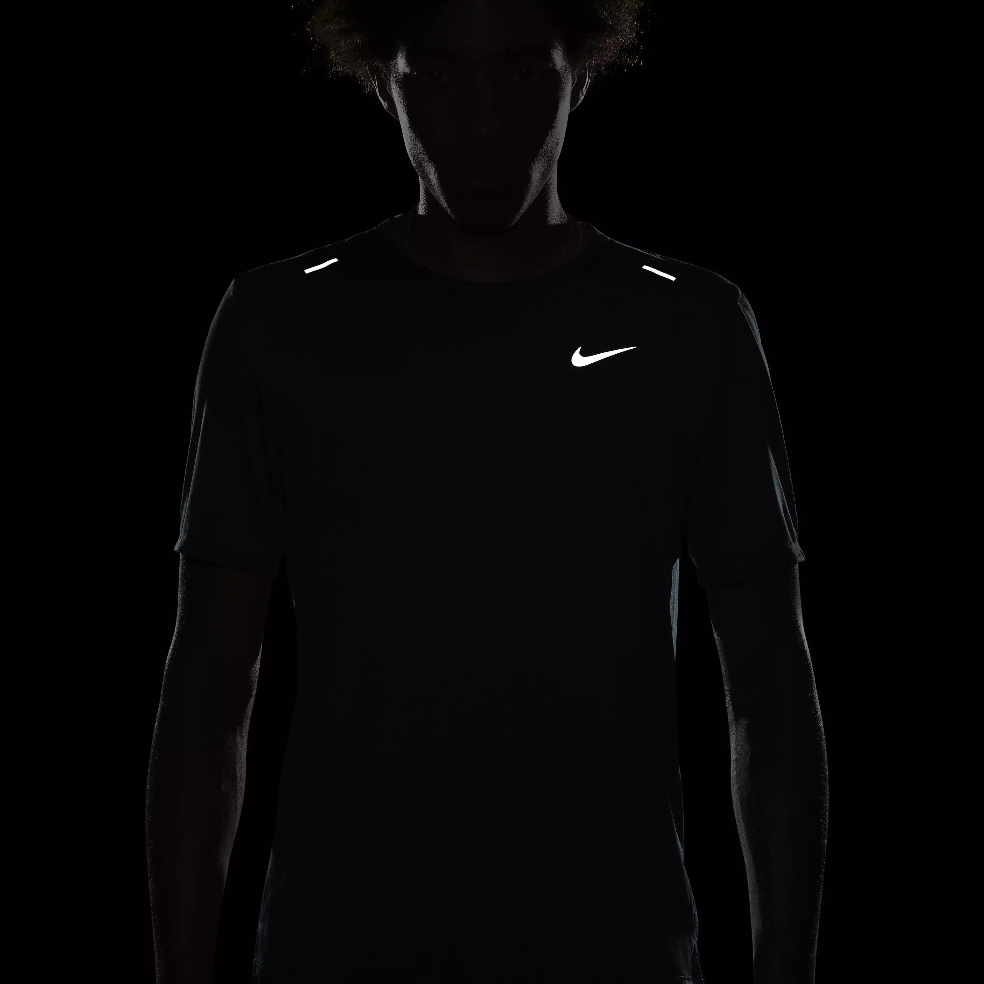 Nike Men's Dri-FIT Short Sleeve Rise 365 Running Top - GREEN