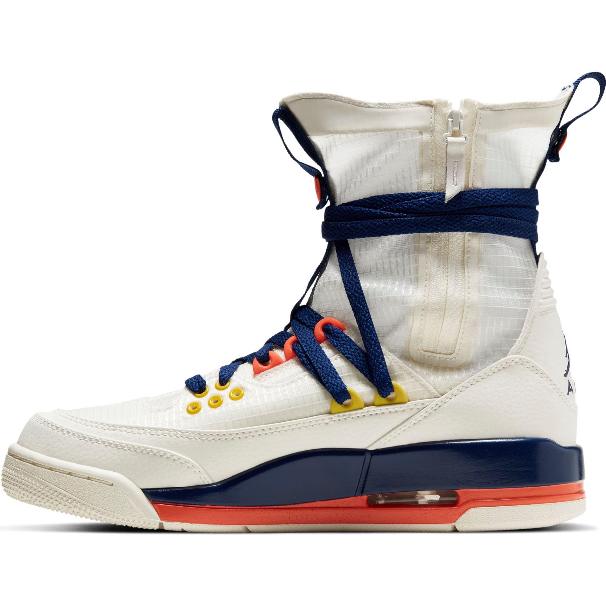 Jordan 3 Retro Explorer Lite XX "Sail/Blue Void" Women's Shoe - WHITE Thumbnail View 4