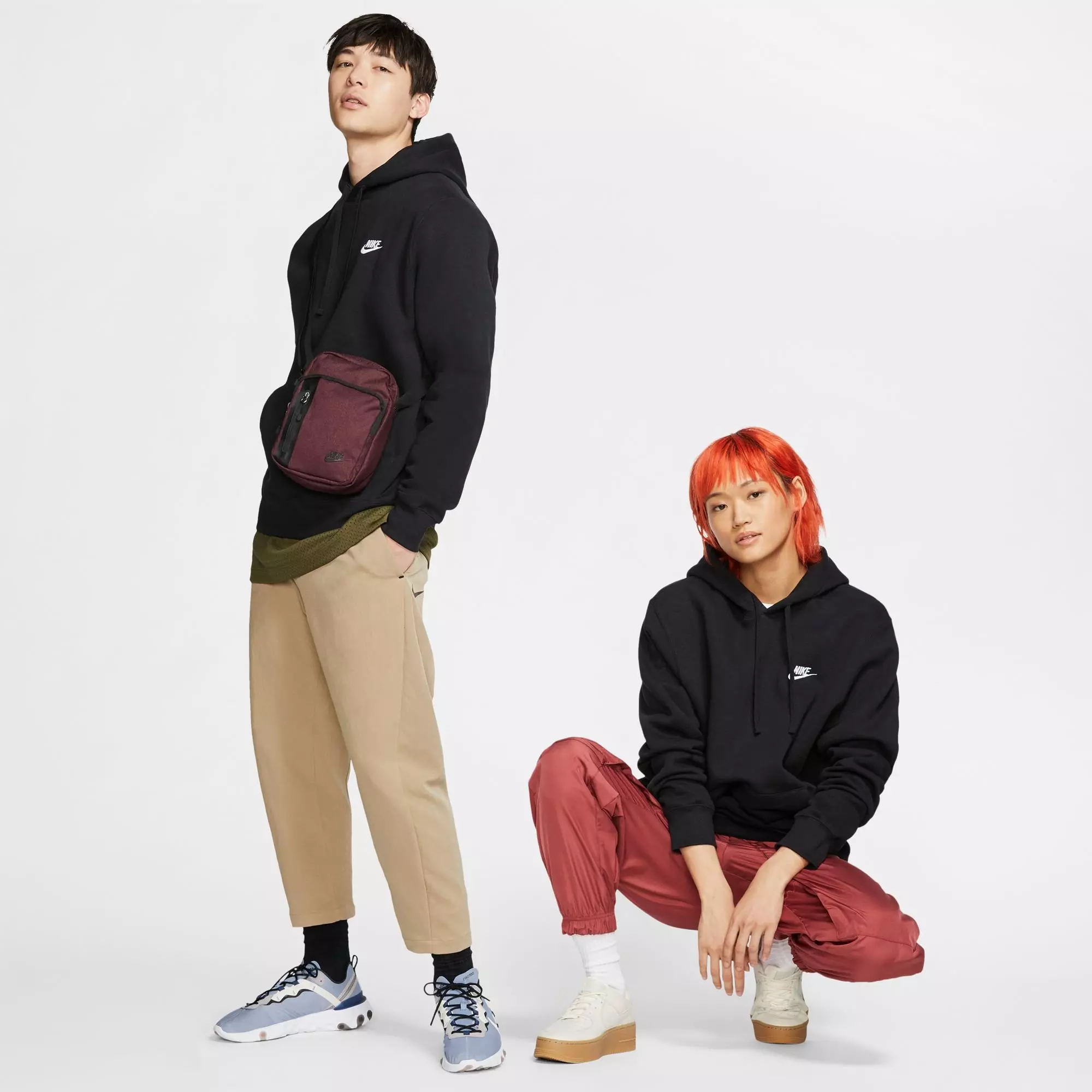 Nike Men's Club Hoodie - BLACK