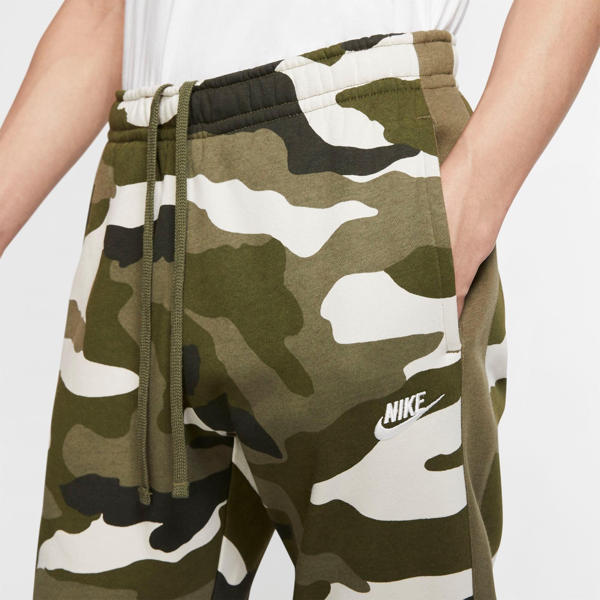 nike men's sportswear club fleece camo joggers