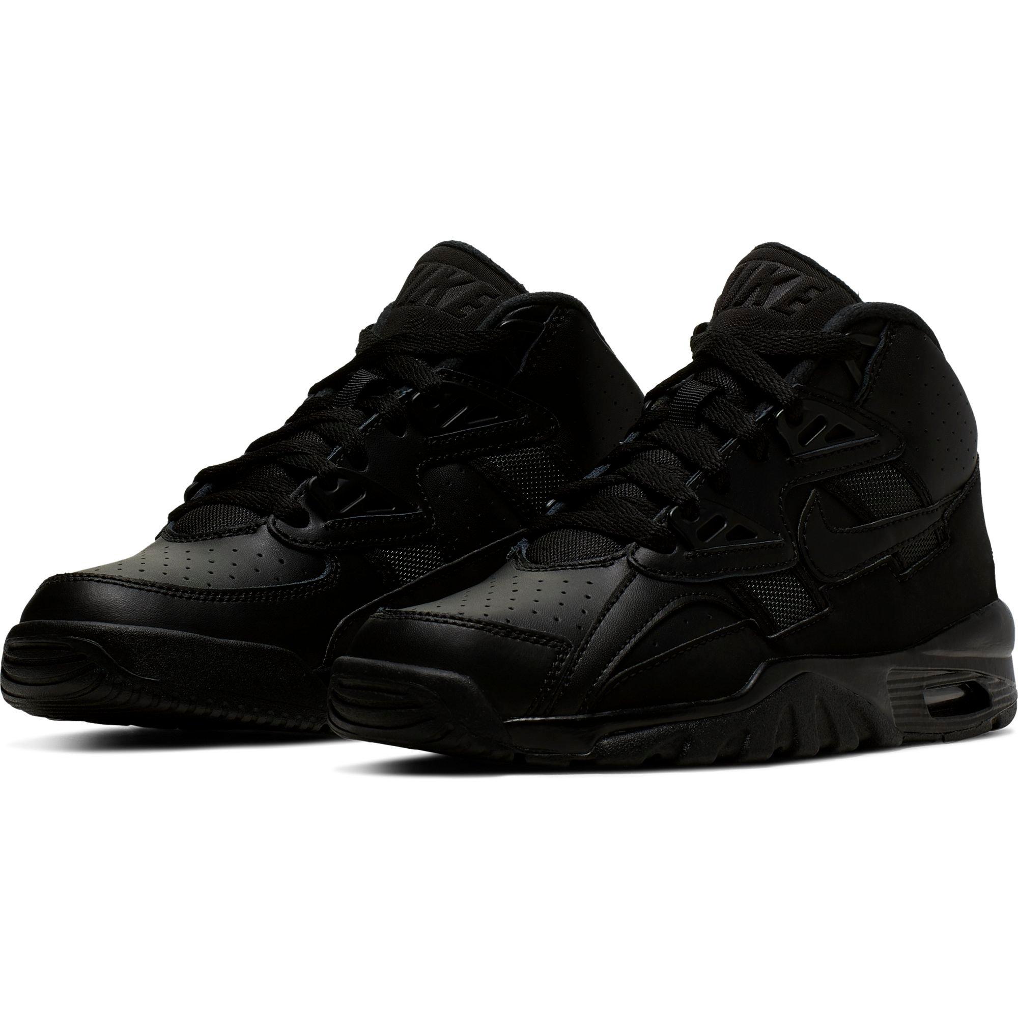 nike air trainer all black