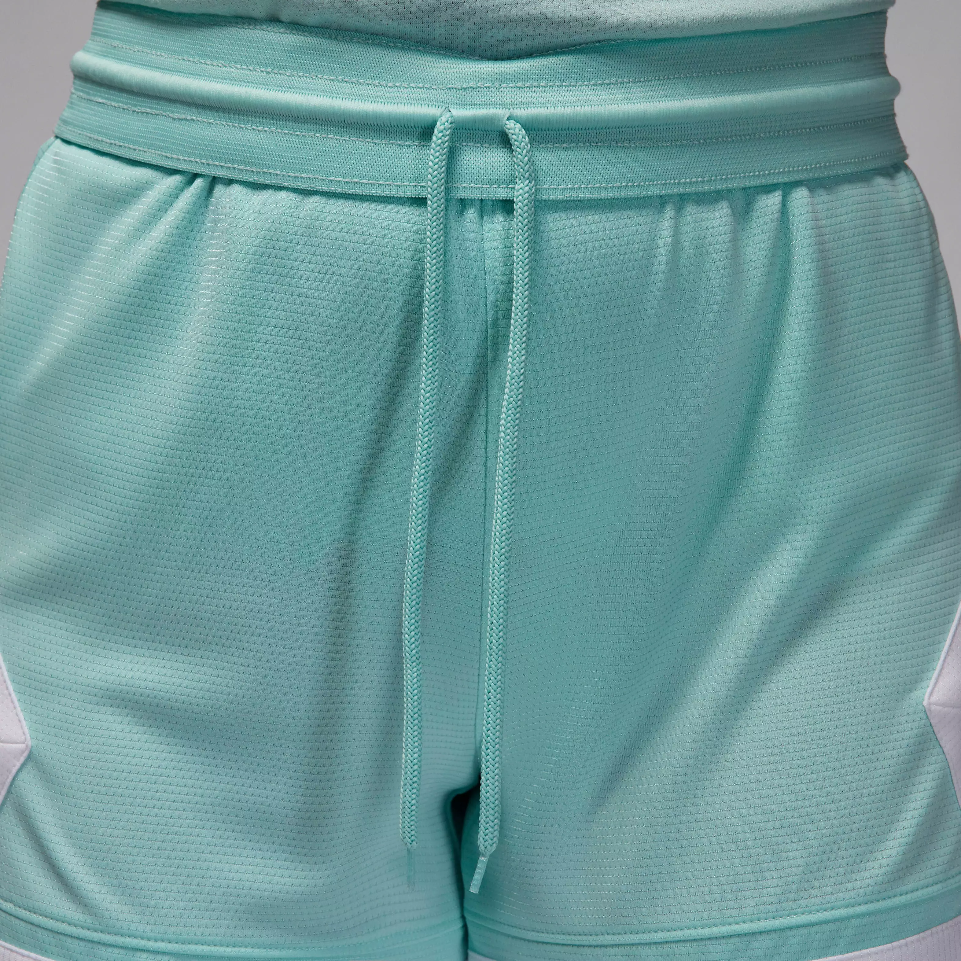 Jordan Women's Sport 4" Diamond Shorts - GREEN