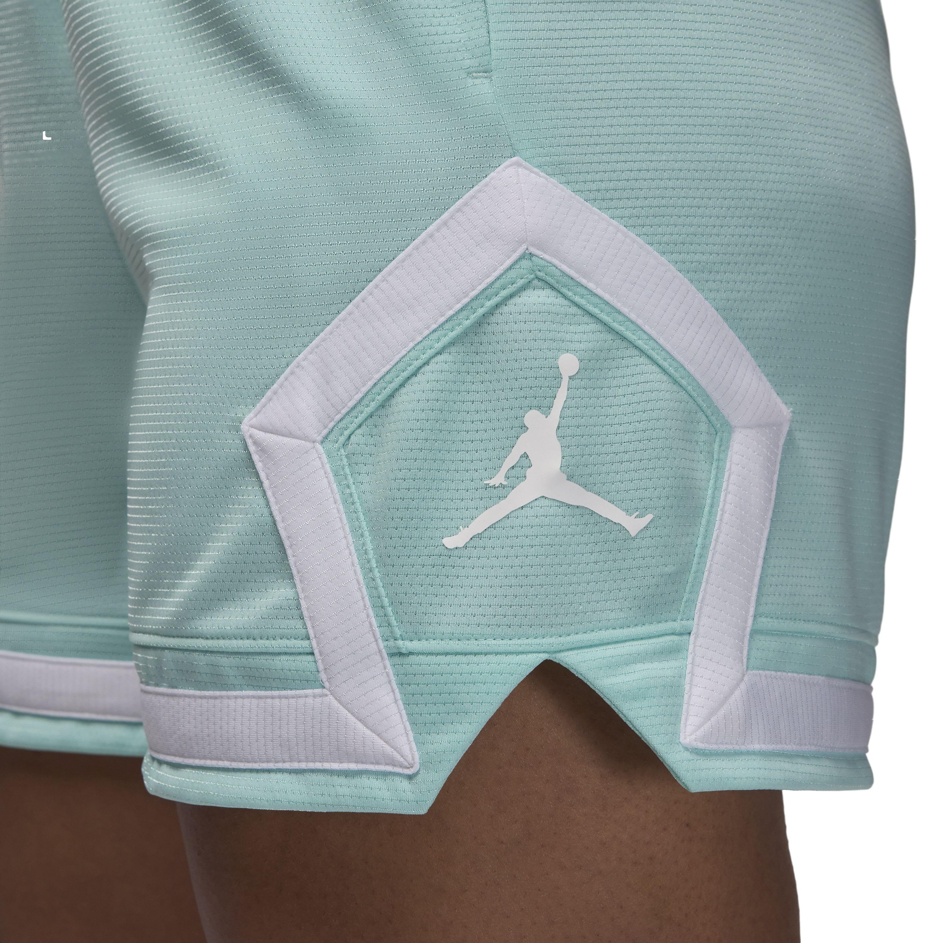 Jordan Women's Sport 4" Diamond Shorts - GREEN Thumbnail View 5