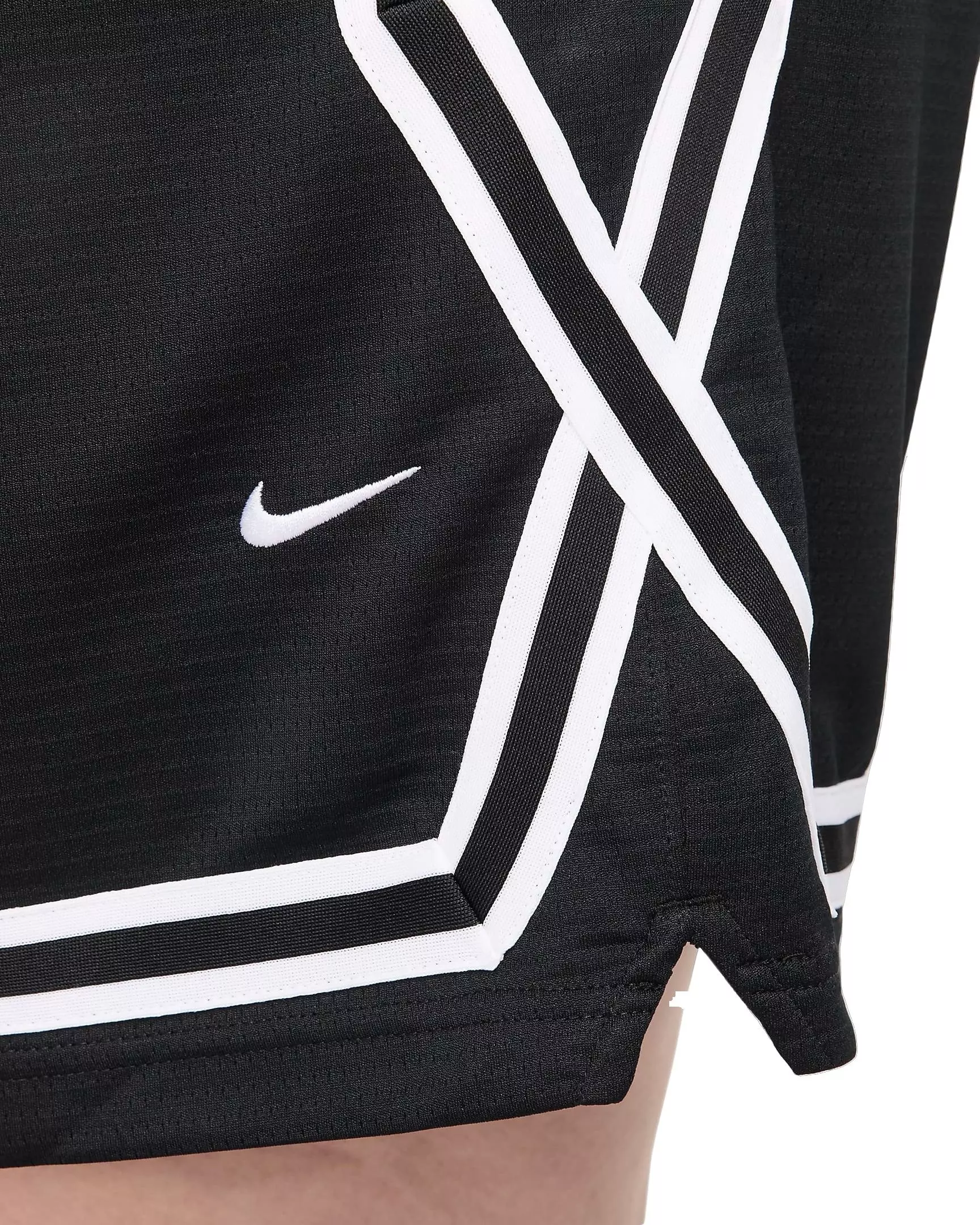 Nike Women's Crossover 7" Dri-FIT Basketball Shorts - BLACK