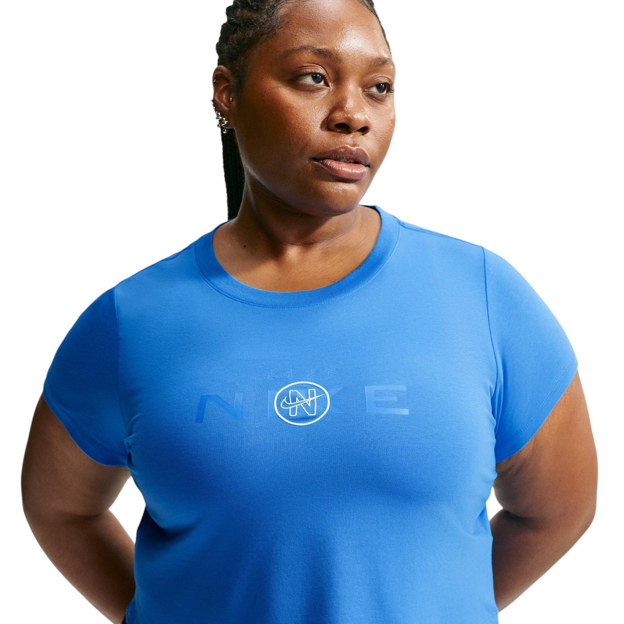 Nike Women's Sportswear Chill Knit Slim Cropped T-Shirt - Blue/White - BLUE/WHITE