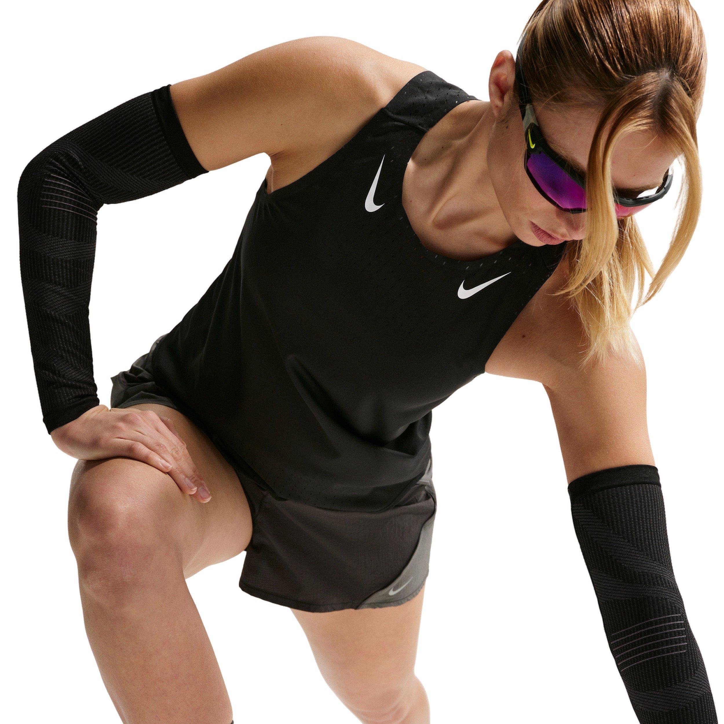 Nike Women's AeroSwift Dri-FIT ADV Running Singlet - Black - BLACK Thumbnail View 3