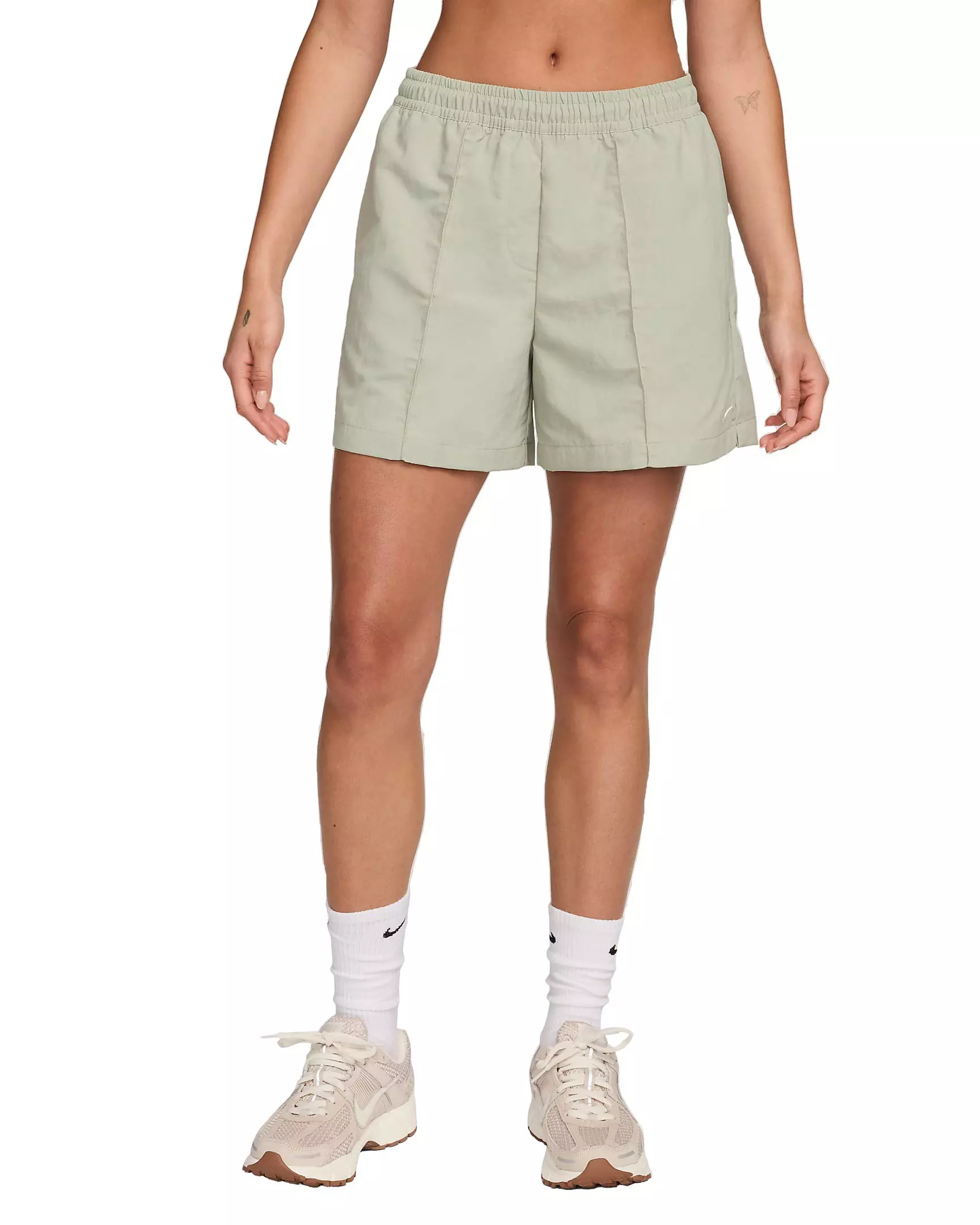 Nike Women's Sportswear Everything Wovens Mid-Rise 5" Shorts - Green - GREEN