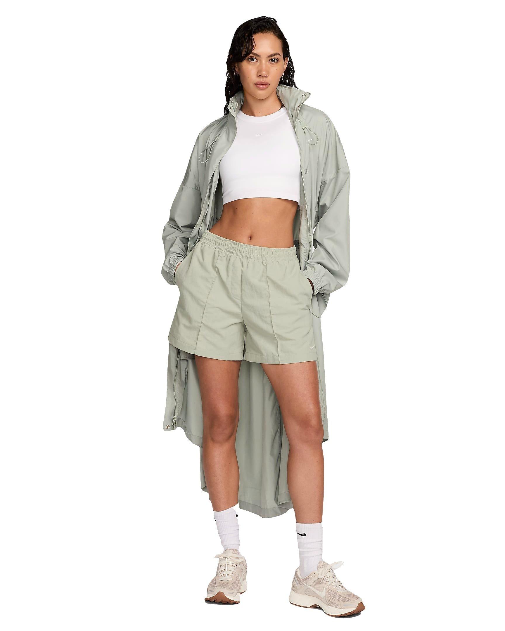 Nike Women's Sportswear Everything Wovens Mid-Rise 5" Shorts - Green - GREEN Thumbnail View 8