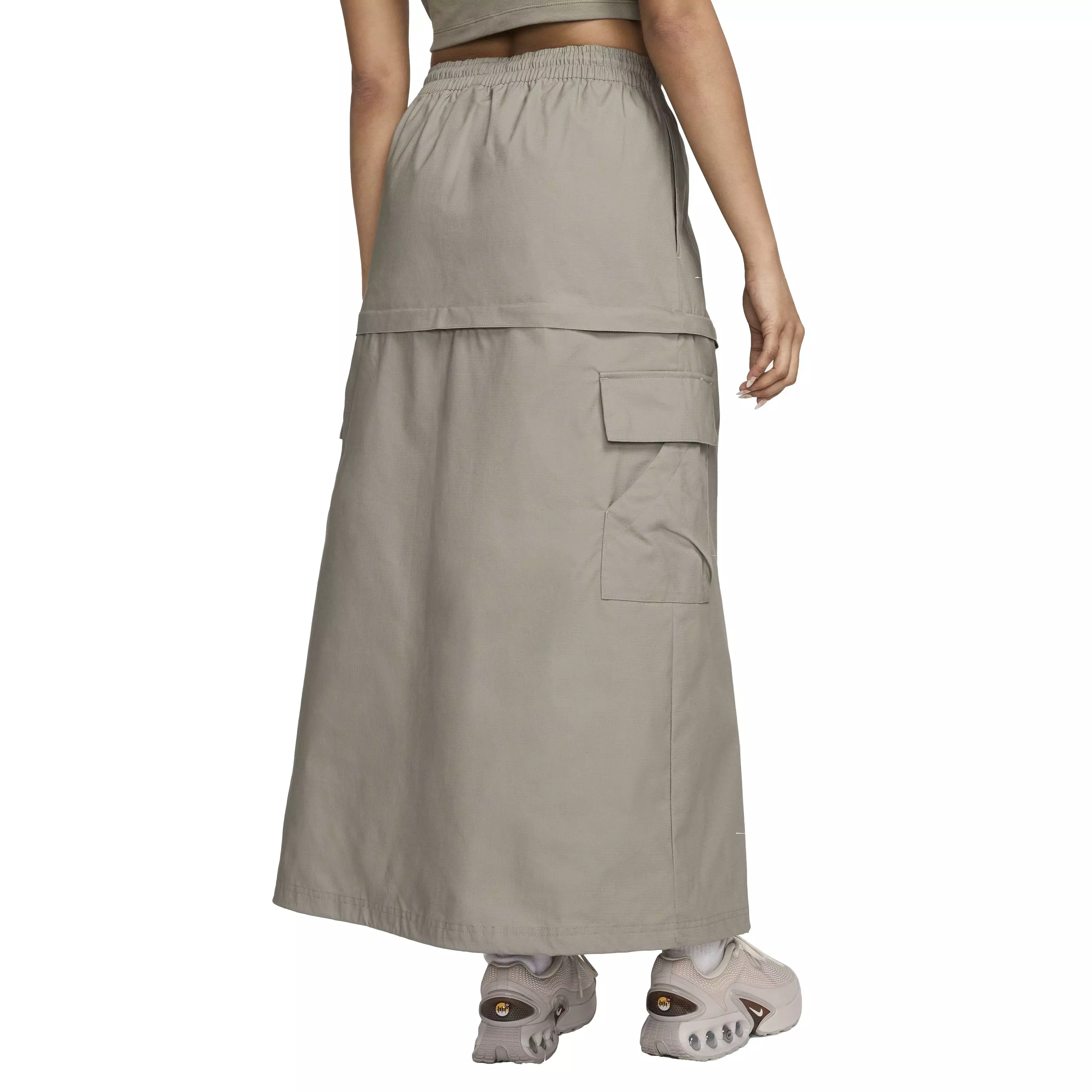 Nike Women's Sportswear Essential Mid-Rise Woven Cargo Midi Skirt - GREEN