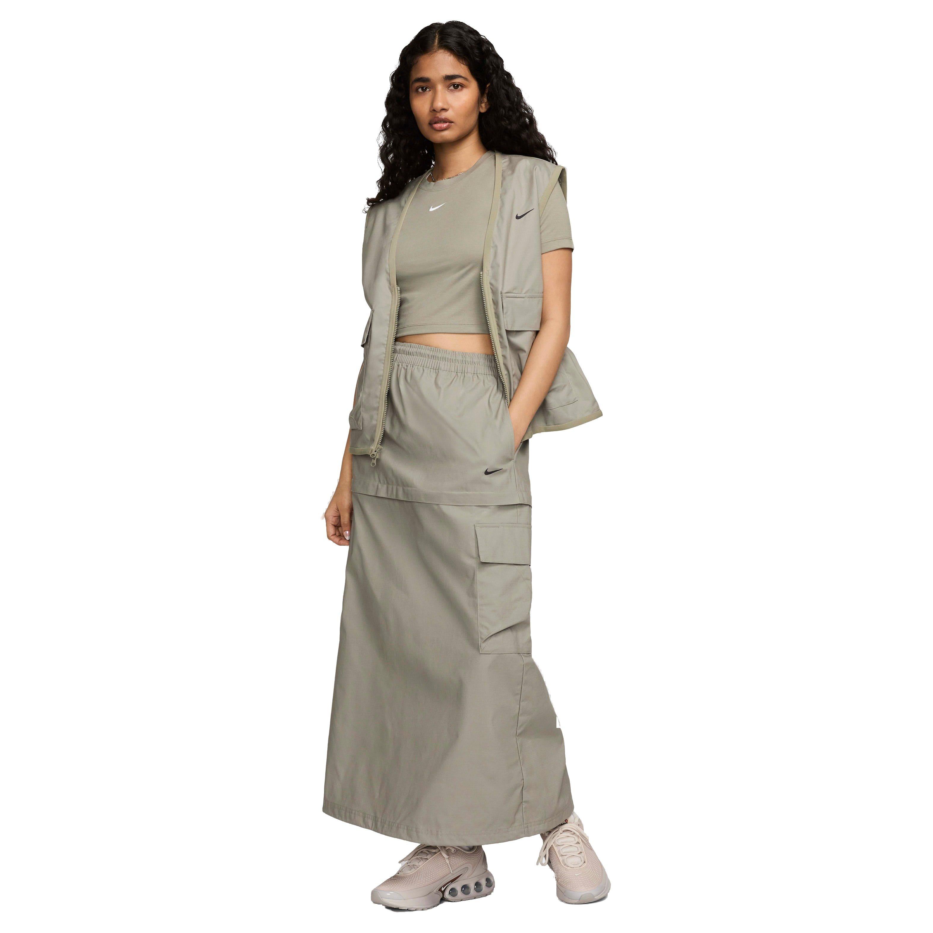 Nike Women's Sportswear Essential Mid-Rise Woven Cargo Midi Skirt - GREEN Thumbnail View 8