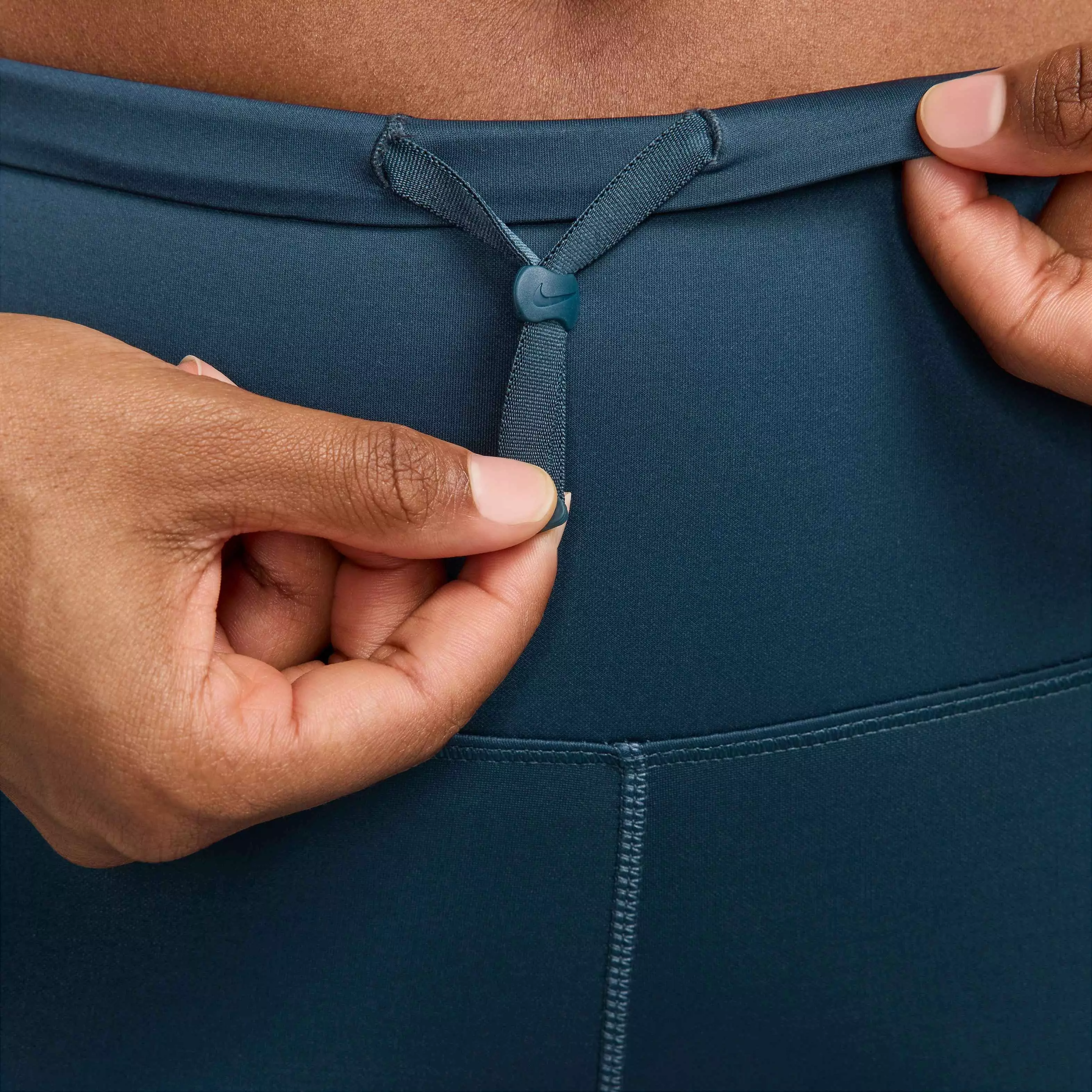 Nike Women's Go Firm-Support High-Waisted Cropped Leggings with Pockets - Navy - NAVY