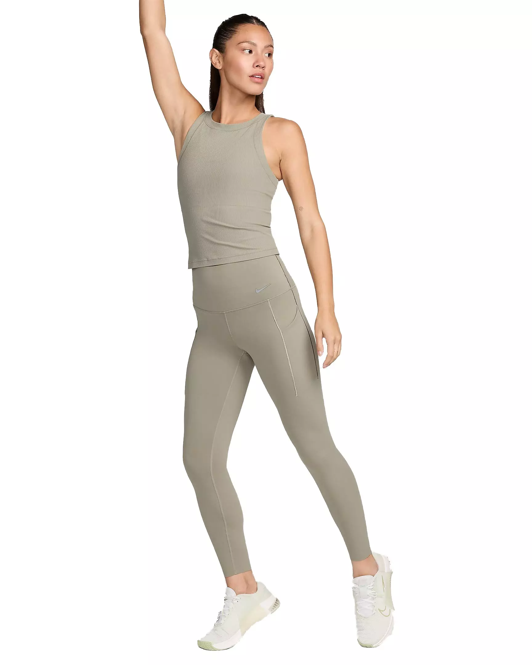 Nike Women's Universa Medium-Support High-Waisted 7/8 Leggings with Pockets - GREEN