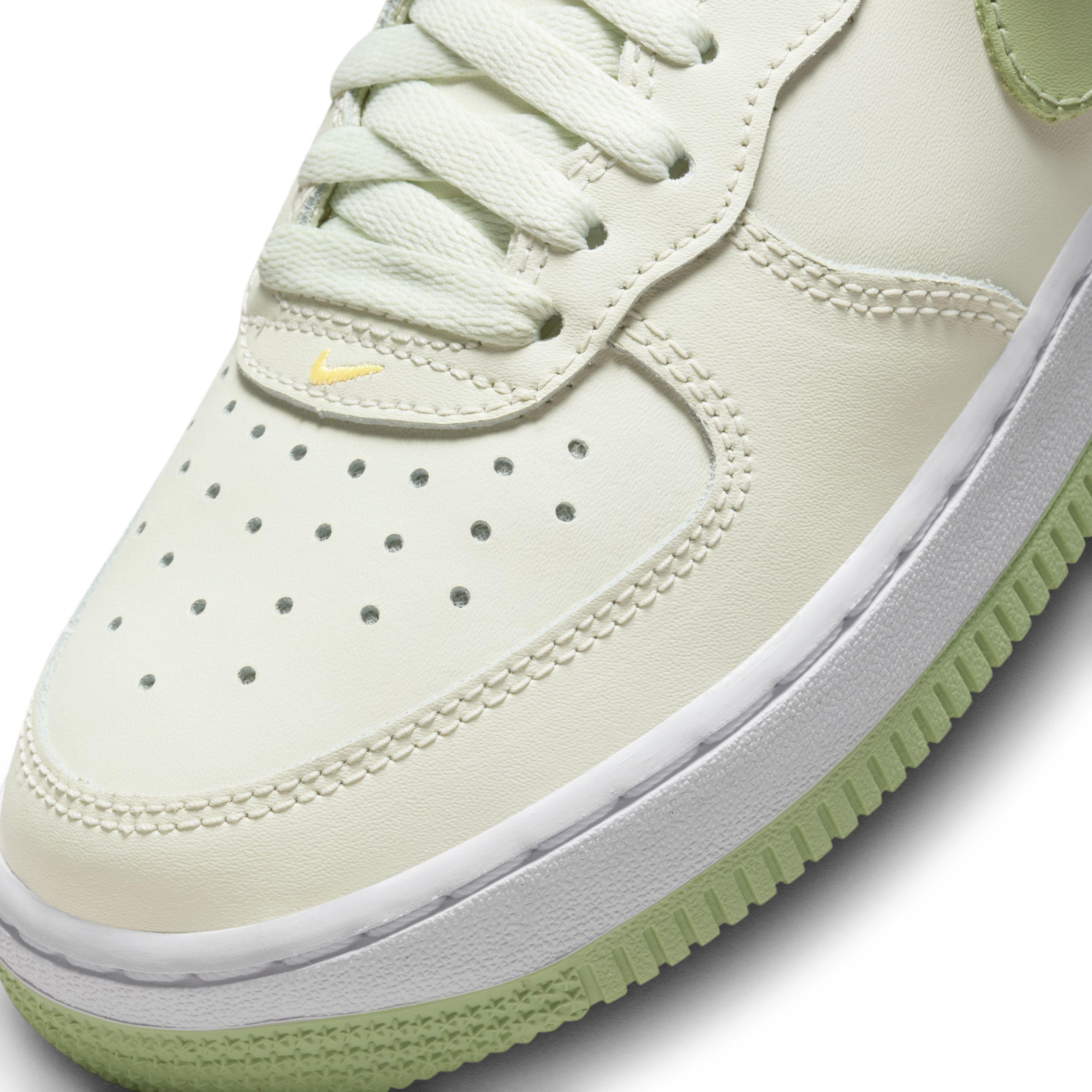 Nike air force 1 luminous clearance green