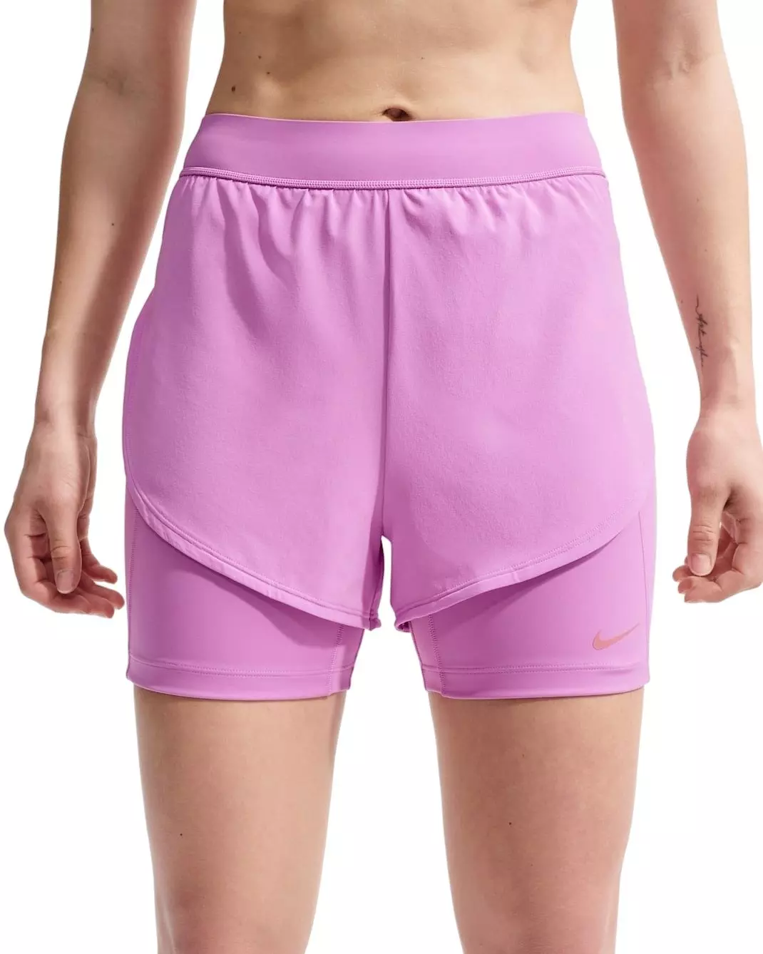 Nike Women's Universa 2-in-1 5" Shorts - Magenta - MAGENTA