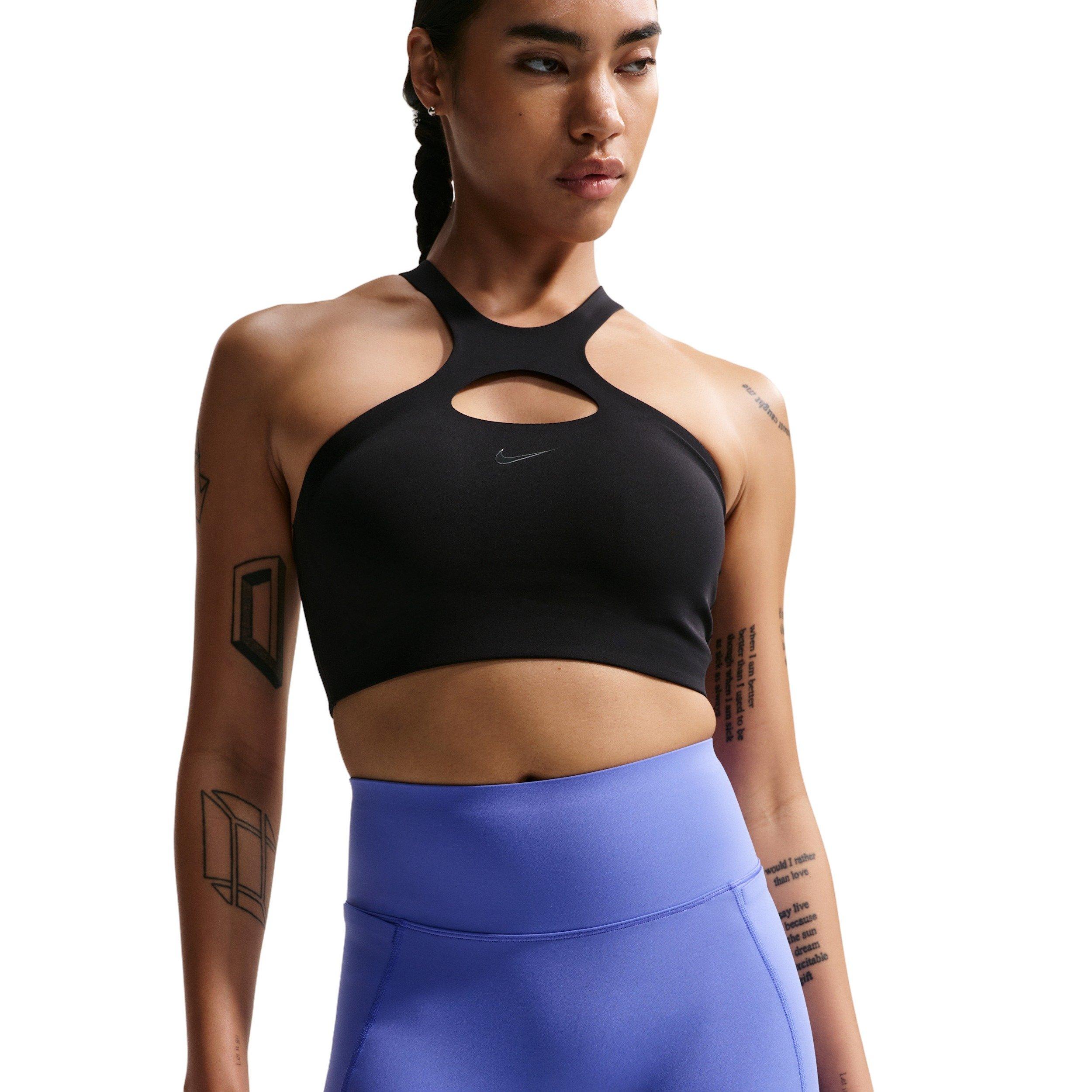 Nike Universa Women's 5