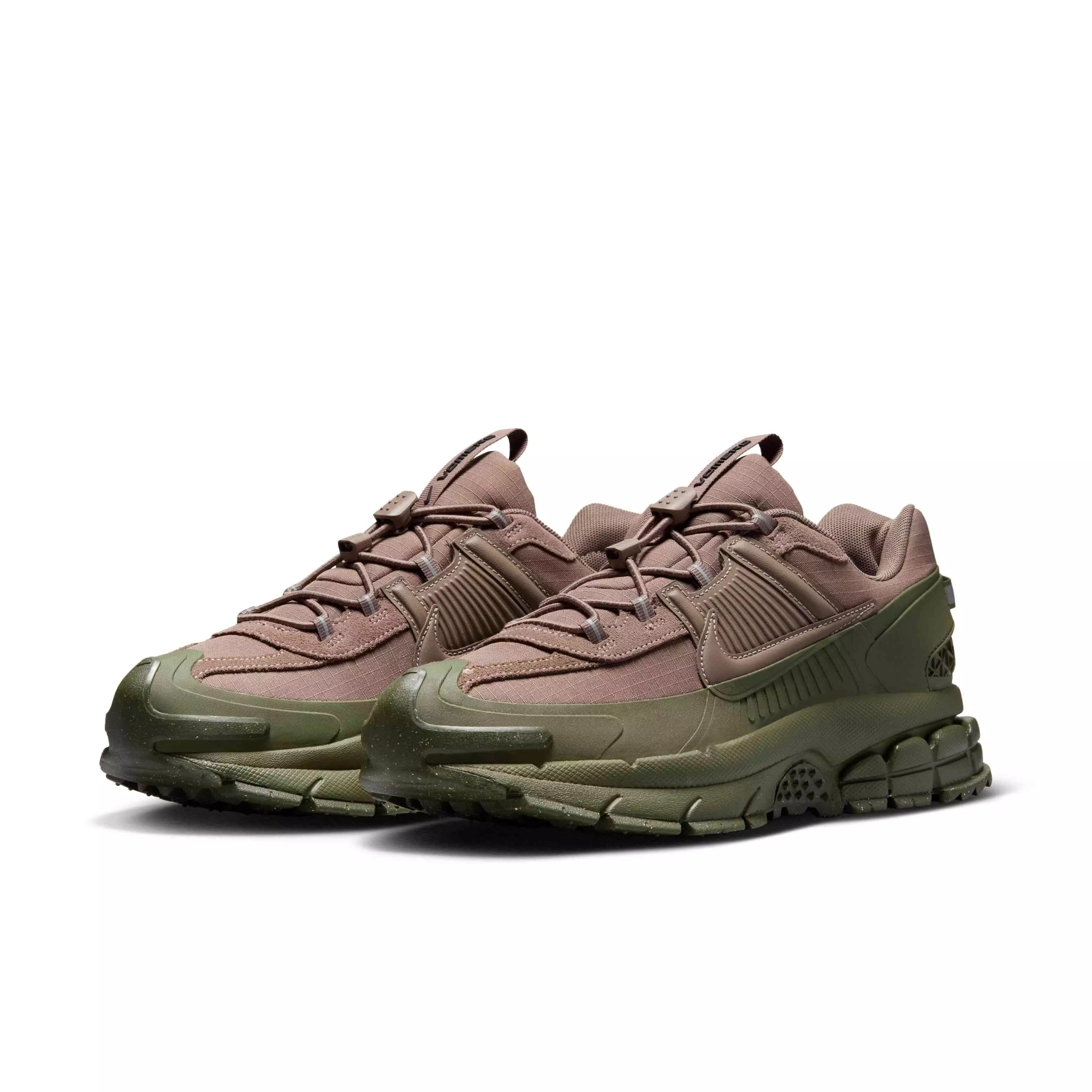 Nike Zoom Vomero Roam "Mink Brown/Medium Olive/Cargo Khaki" Men's Winterized Shoe - BROWN/OLIVE/KHAKI