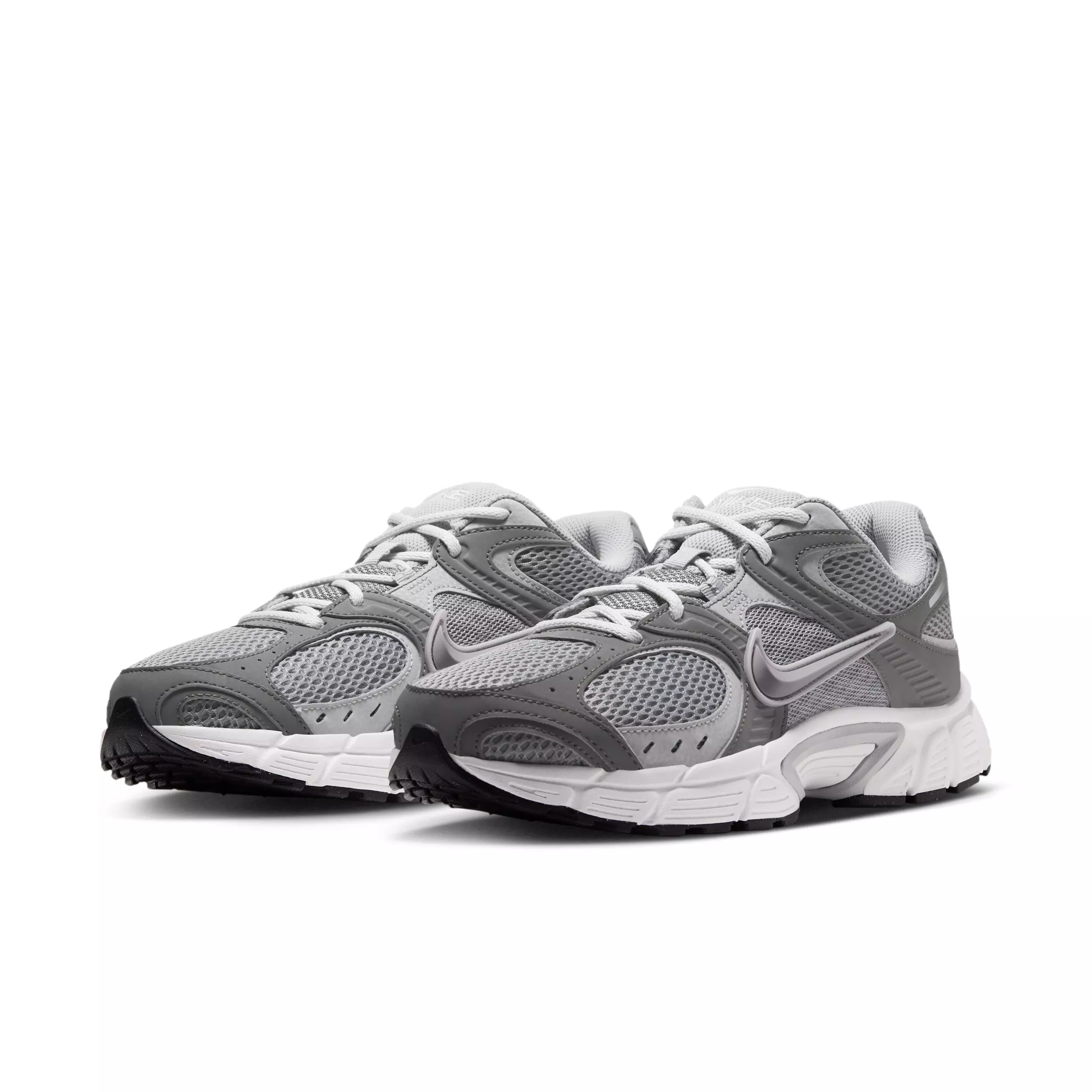 Nike V5 RNR "Particle Grey/Flat Pewter/Platinum Tint/Light Smoke Grey" Men's Shoe - GREY/PEWTER/PLATINUM/LT GREY