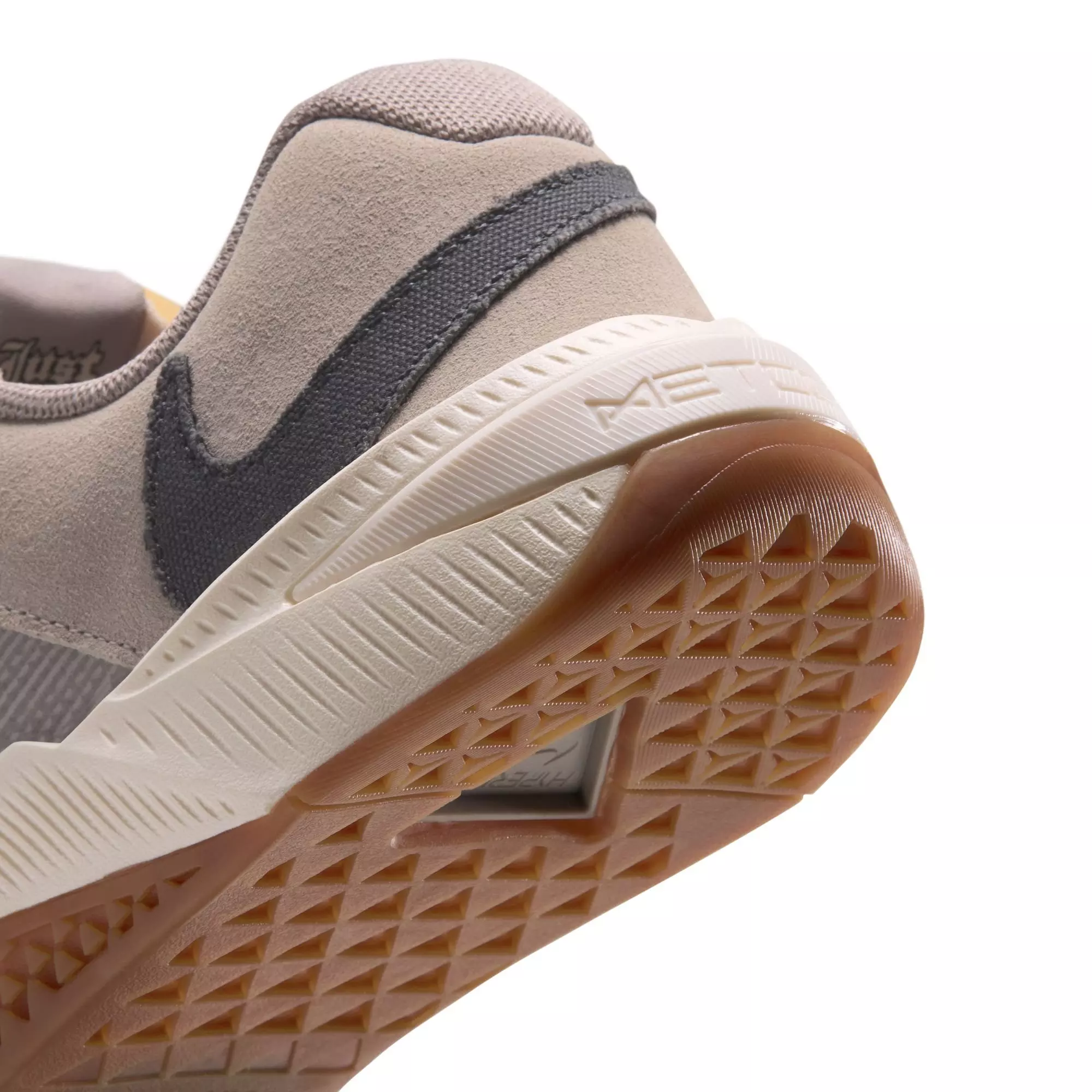 Nike Metcon 10 AMP "Pale Ivory" Men's Training Shoe - PALE IVORY/IRON GREY/COLLEGE GREY