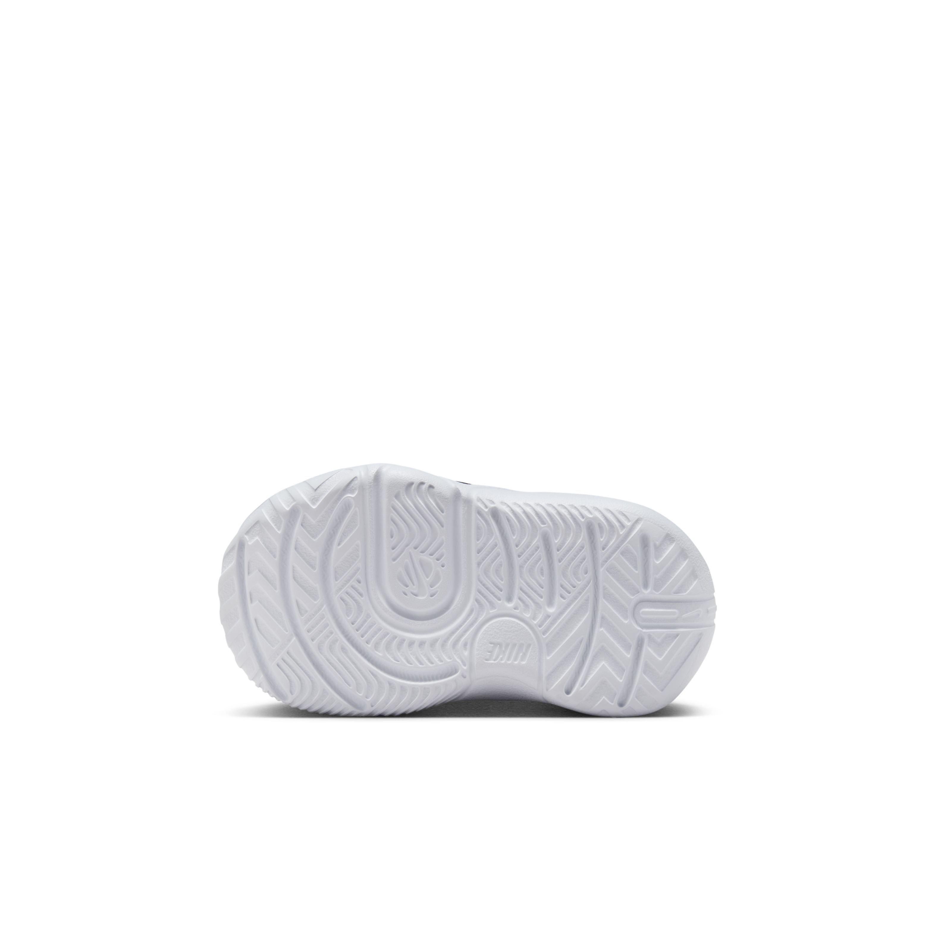 Nike Team Hustle D 11 "Black/Anthracite/Gold" Infant Boys' Basketball Shoe - BLACK/ANTHRACITE/GOLD Thumbnail View 6