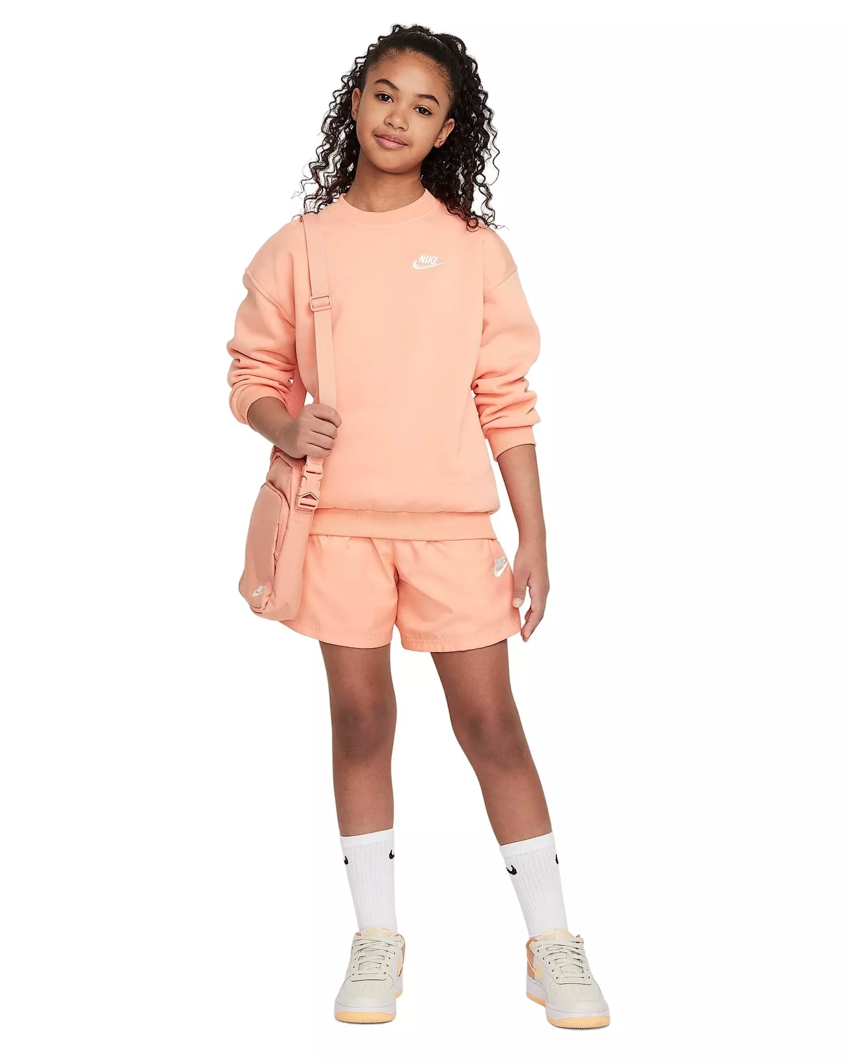 Nike Big Girls' Sportswear Club Fleece Oversized Crew LBR Sweatshirt - APRICOT
