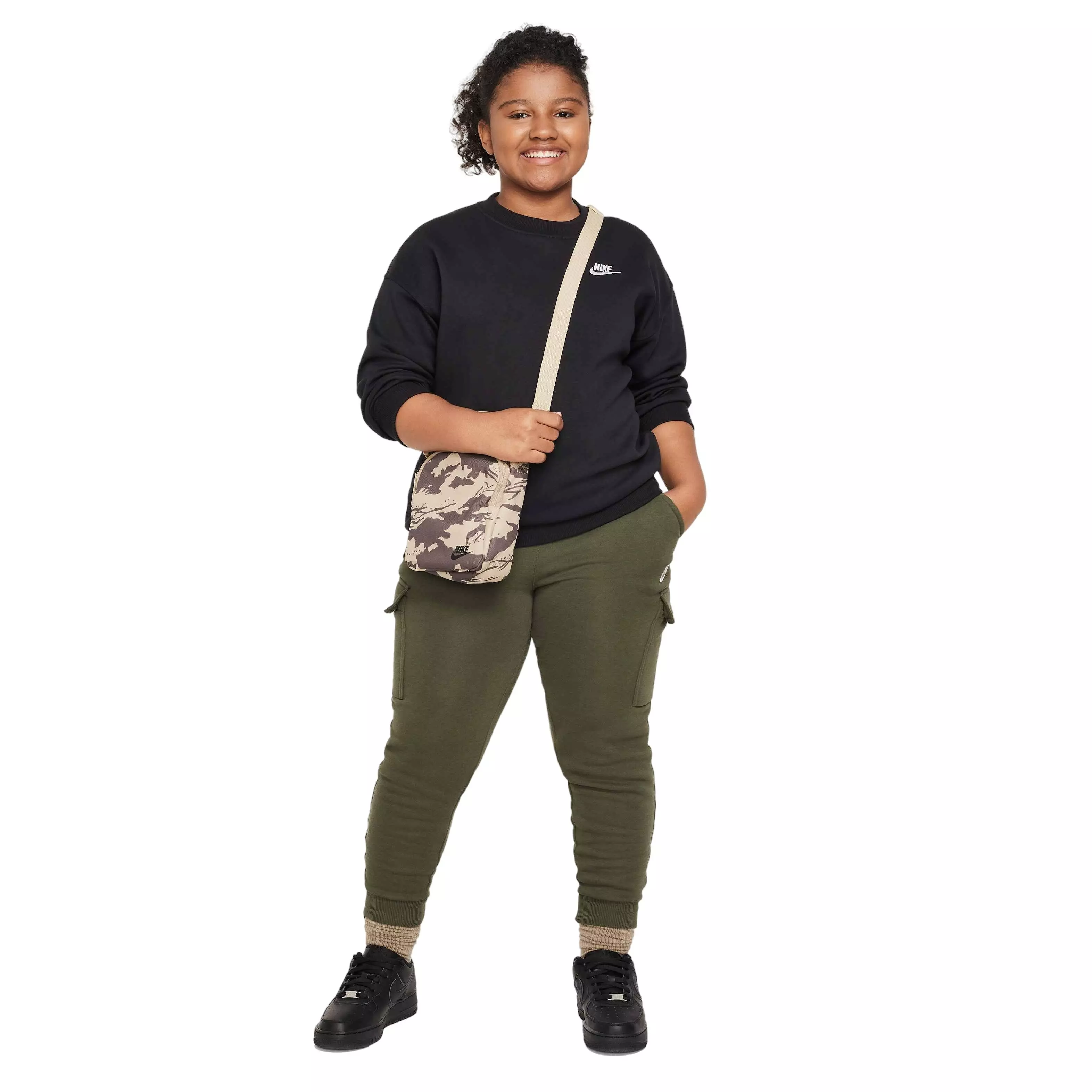 Nike Big Girls' Sportswear Club Fleece Crew LBR Oversized Sweatshirt -Black - BLACK