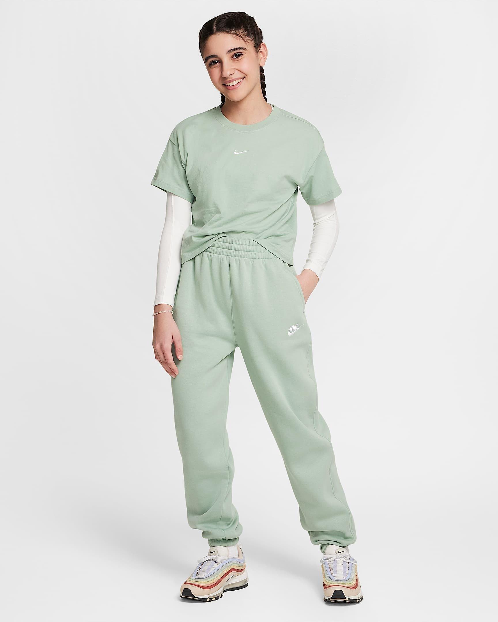 Nike Big Girls' Sportswear Club Fleece LBR Loose Pants - GREEN Thumbnail View 7