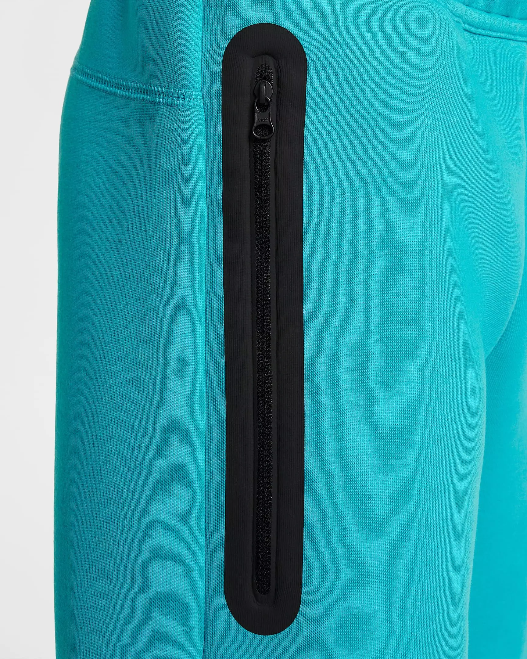 Nike Big Boys' Sportswear Tech Fleece Shorts - TURQUOISE 