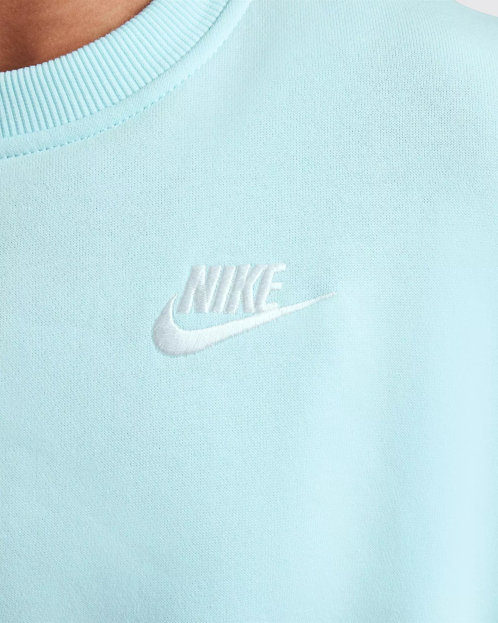 Nike Big Girls' Sportswear Club Fleece Boxy Crew-Neck LBR Sweatshirt - BLUE