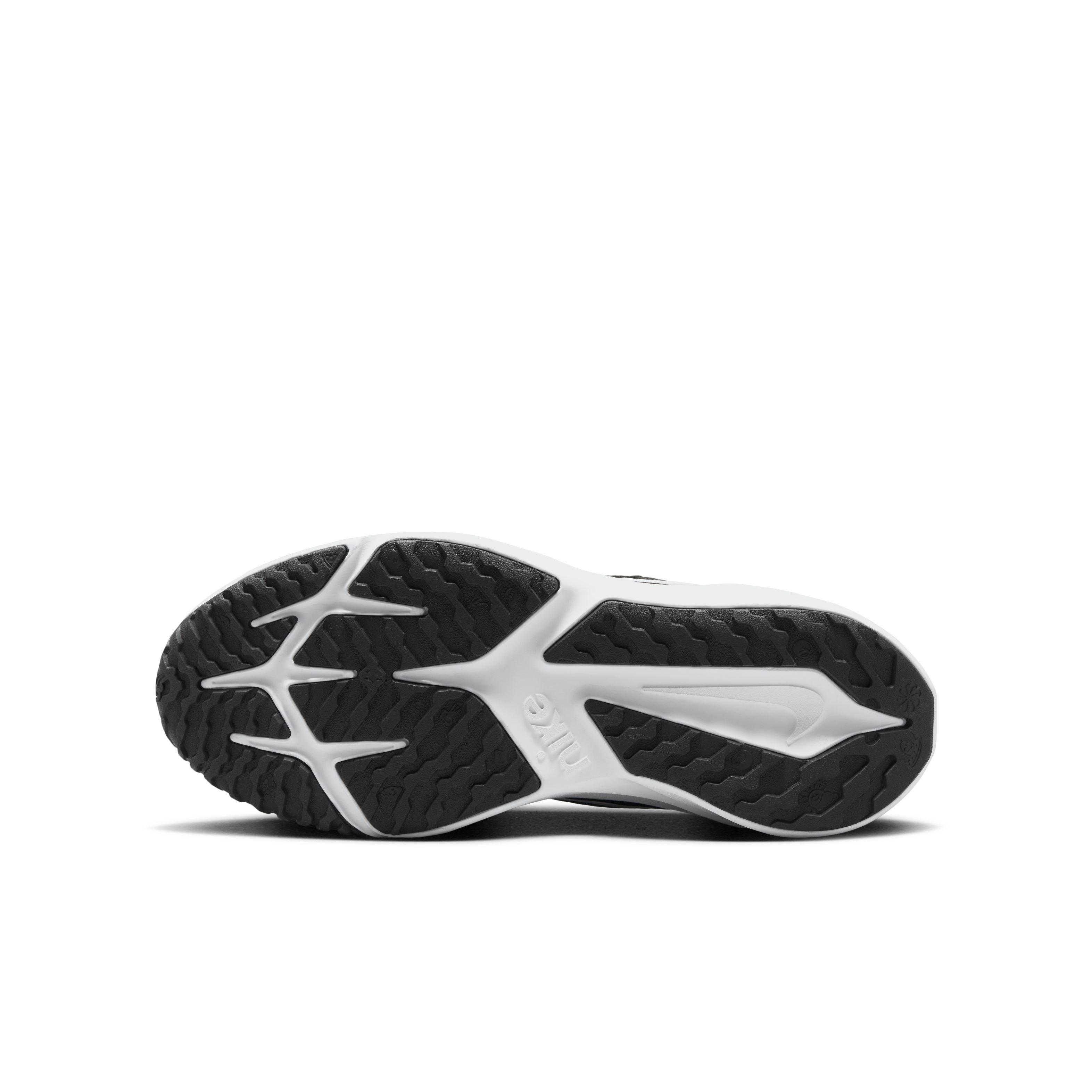 Nike Star Runner 4 Grade School Boys' "Black/Anthracite/White" Running Shoe