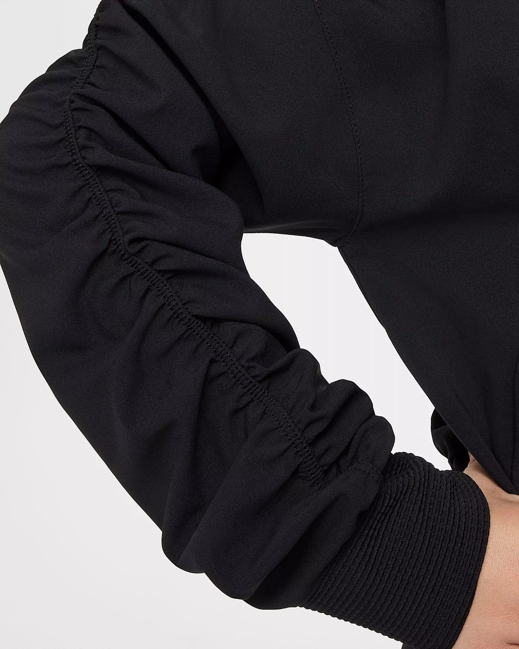 Nike Big Girls' Dri-FIT Lightweight FM Jacket - BLACK